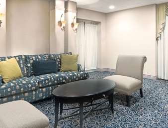 Howard Johnson by Wyndham Newburgh/West Point