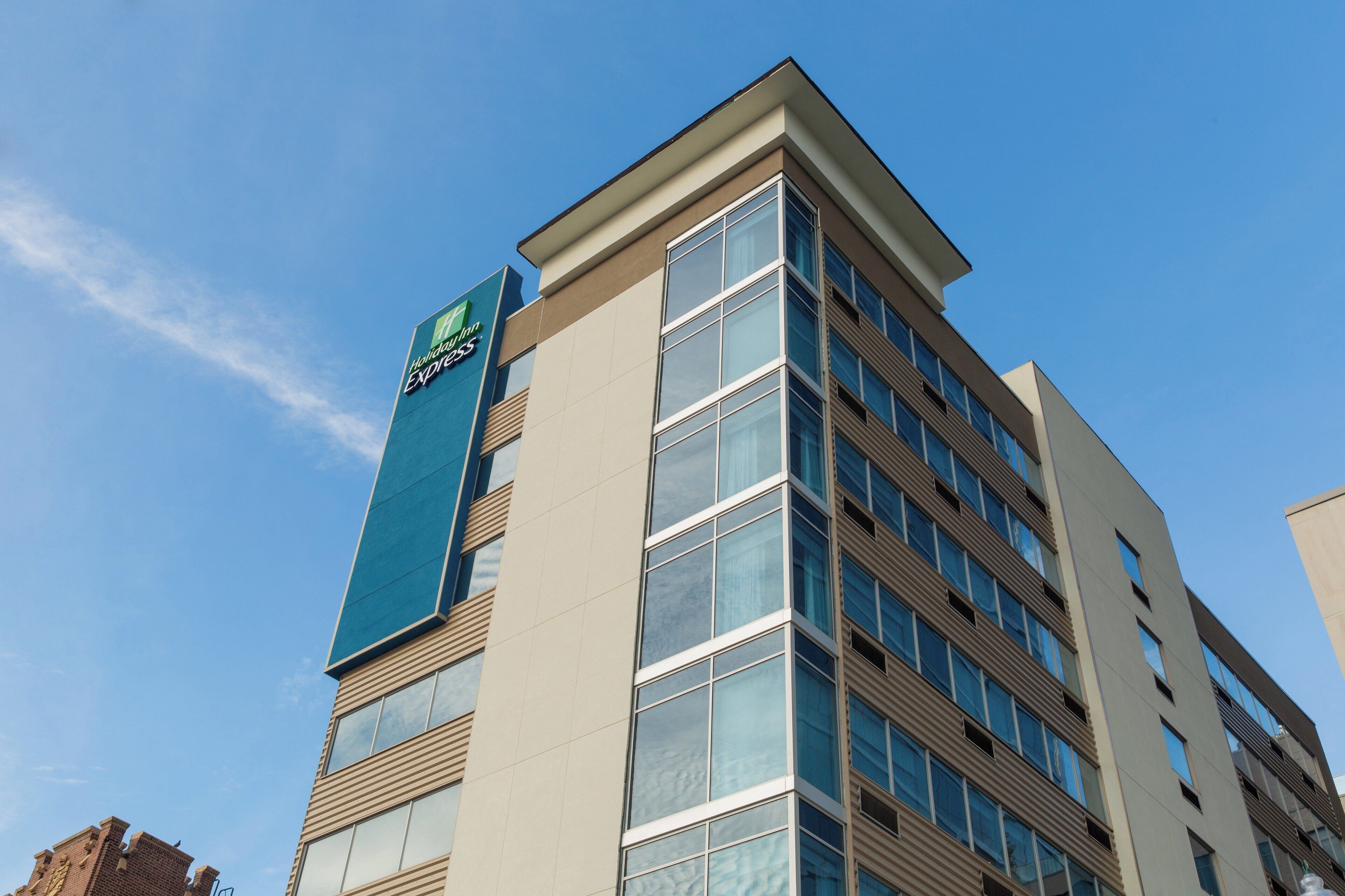Holiday Inn Express New Rochelle