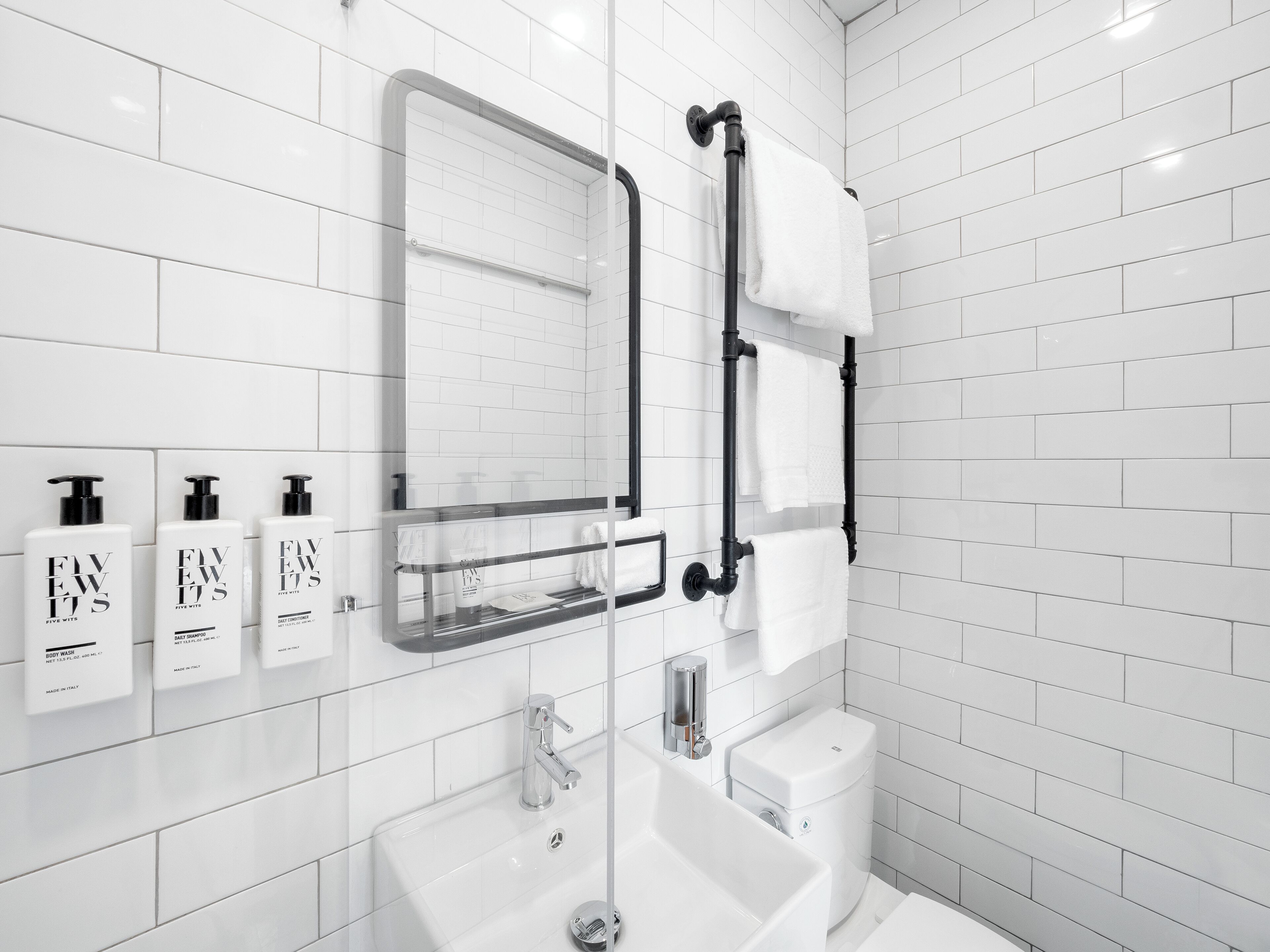 Be Home Hotel by LuxUrban Hotels