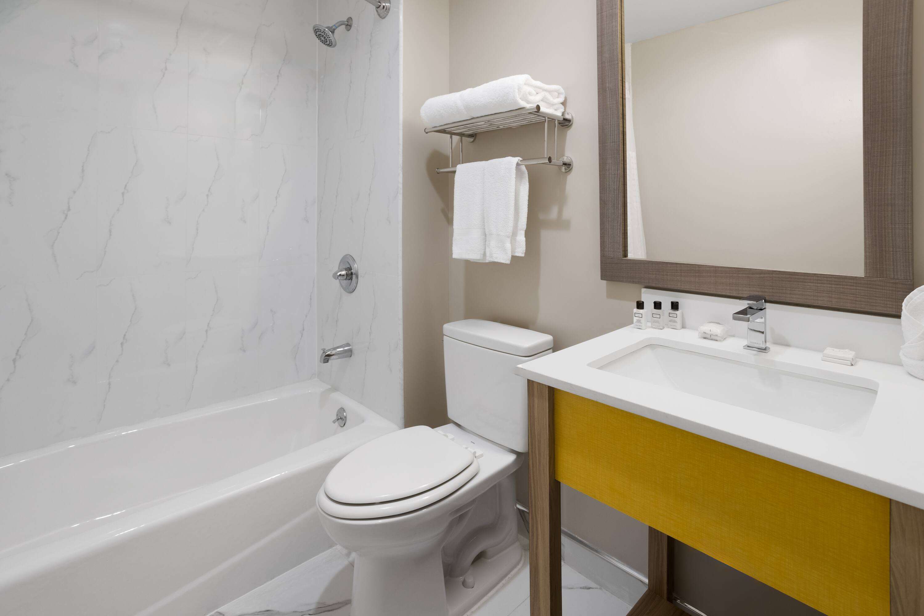 Days Inn by Wyndham Staten Island