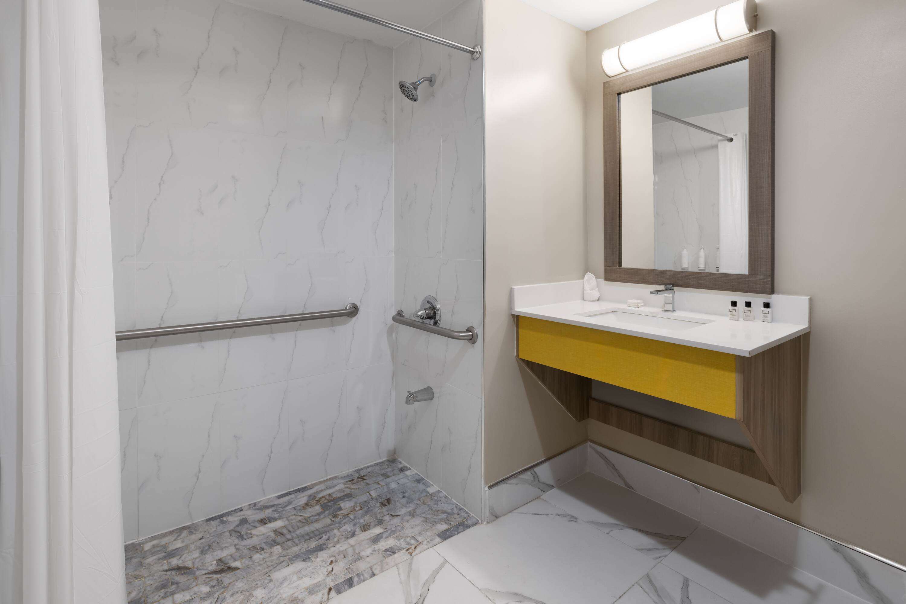 Days Inn by Wyndham Staten Island