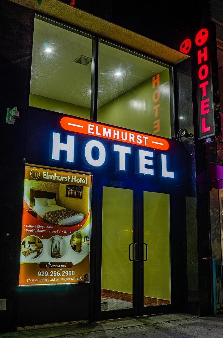 Elmhurst Hotel