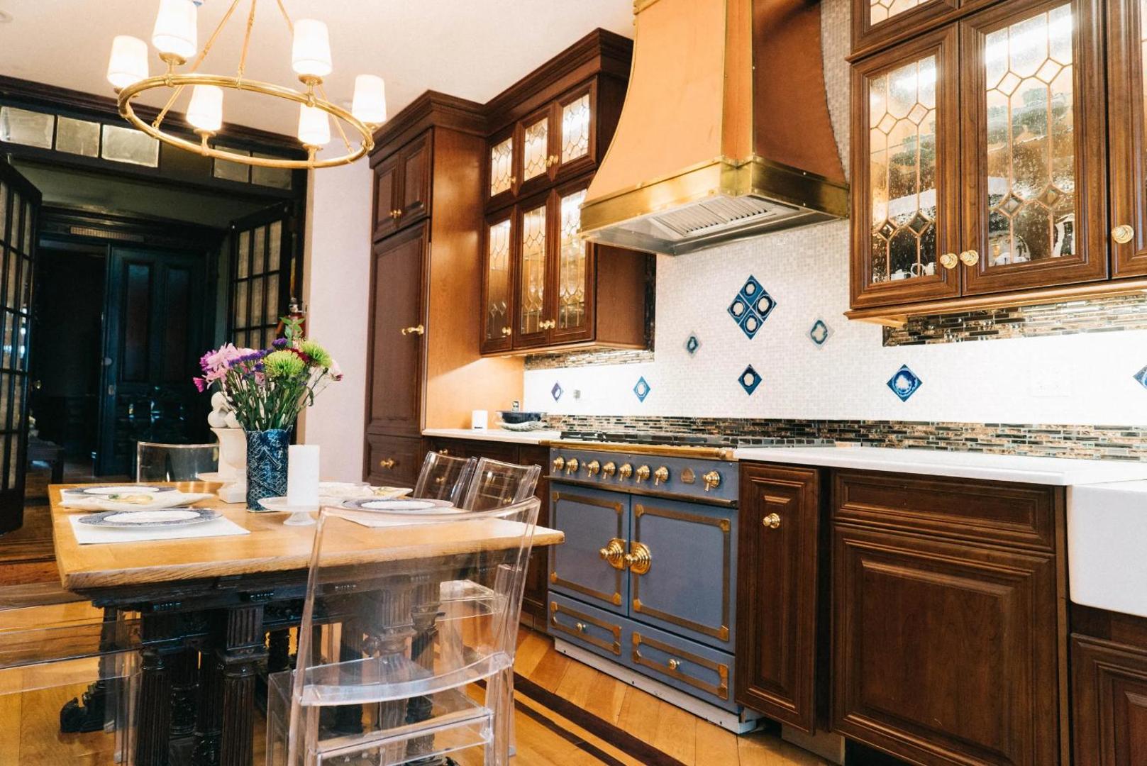 Northern Lights Mansion