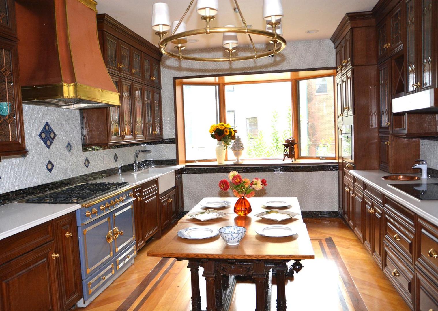 Northern Lights Mansion