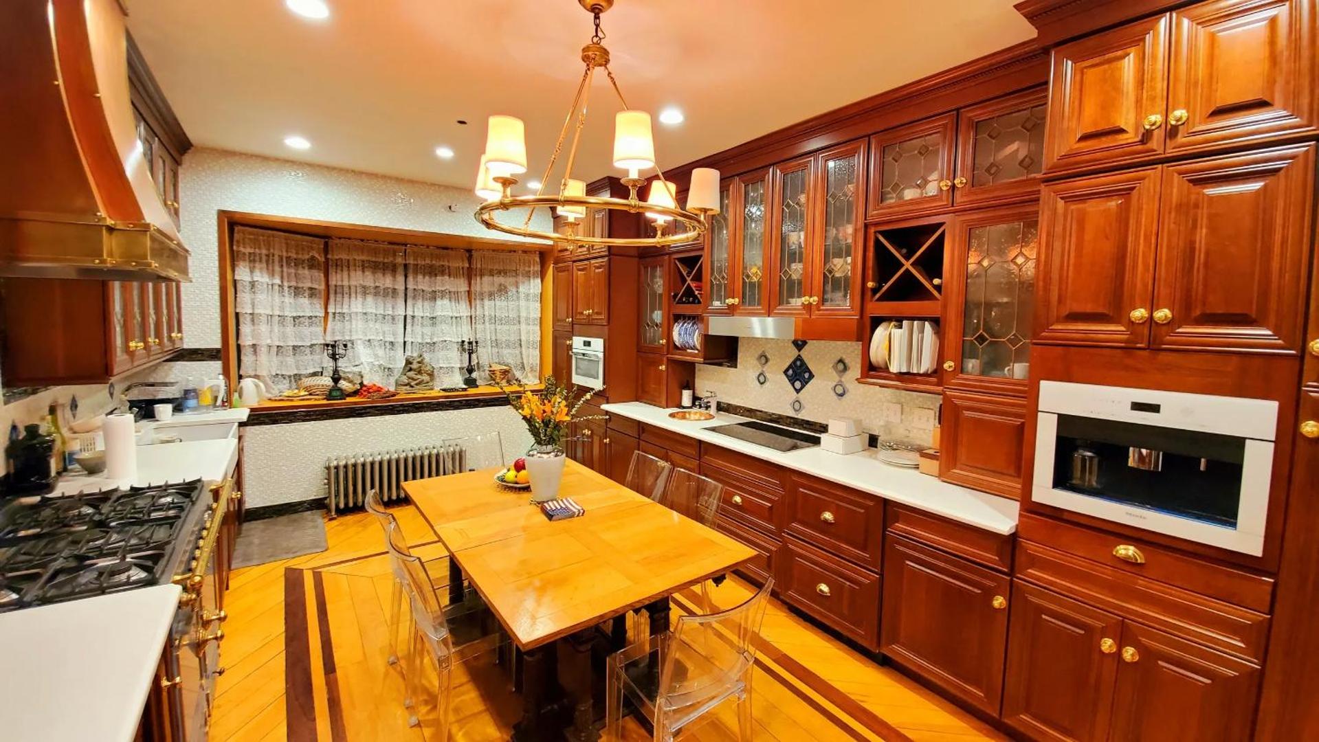 Northern Lights Mansion