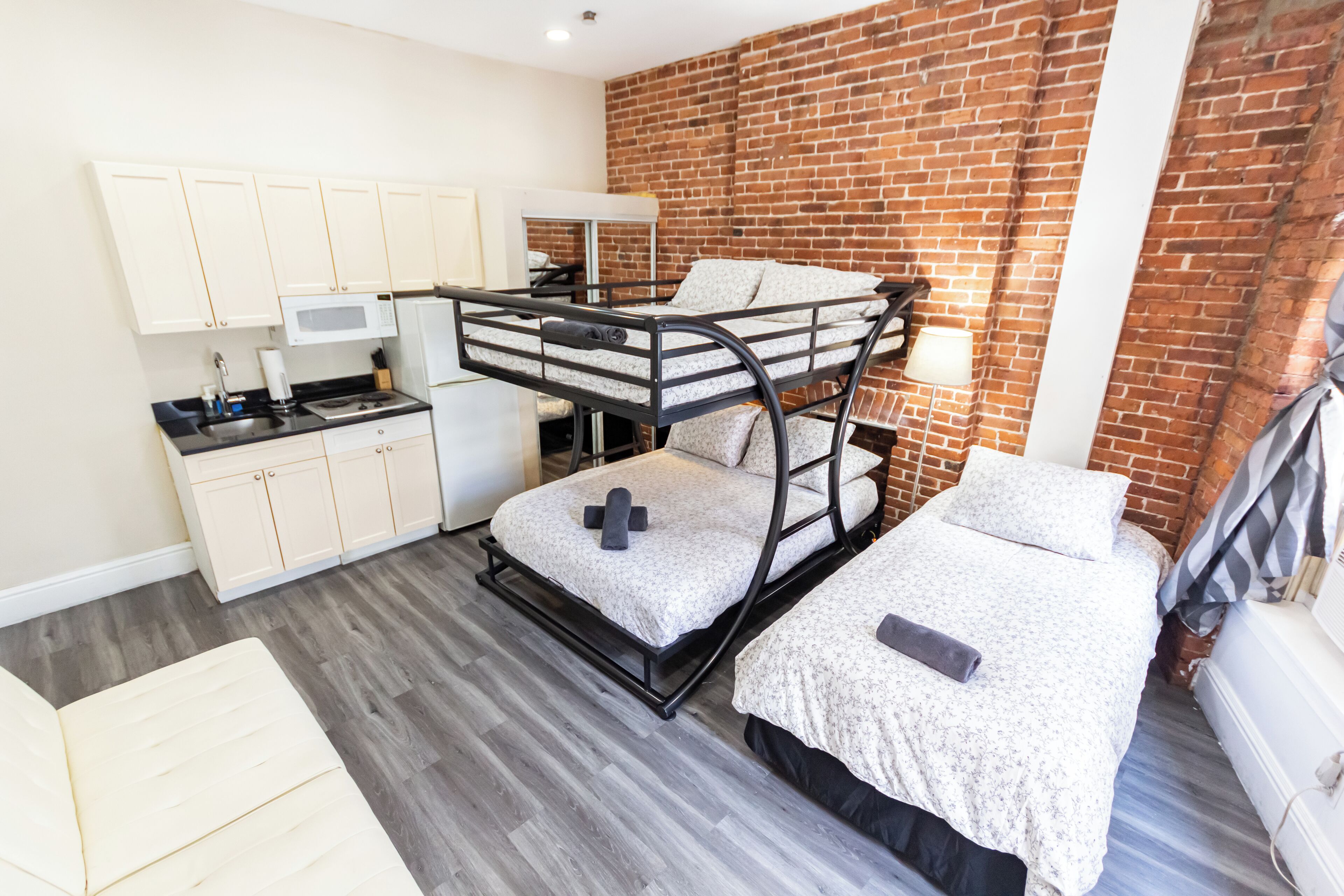 Studio Plus - JG Stay