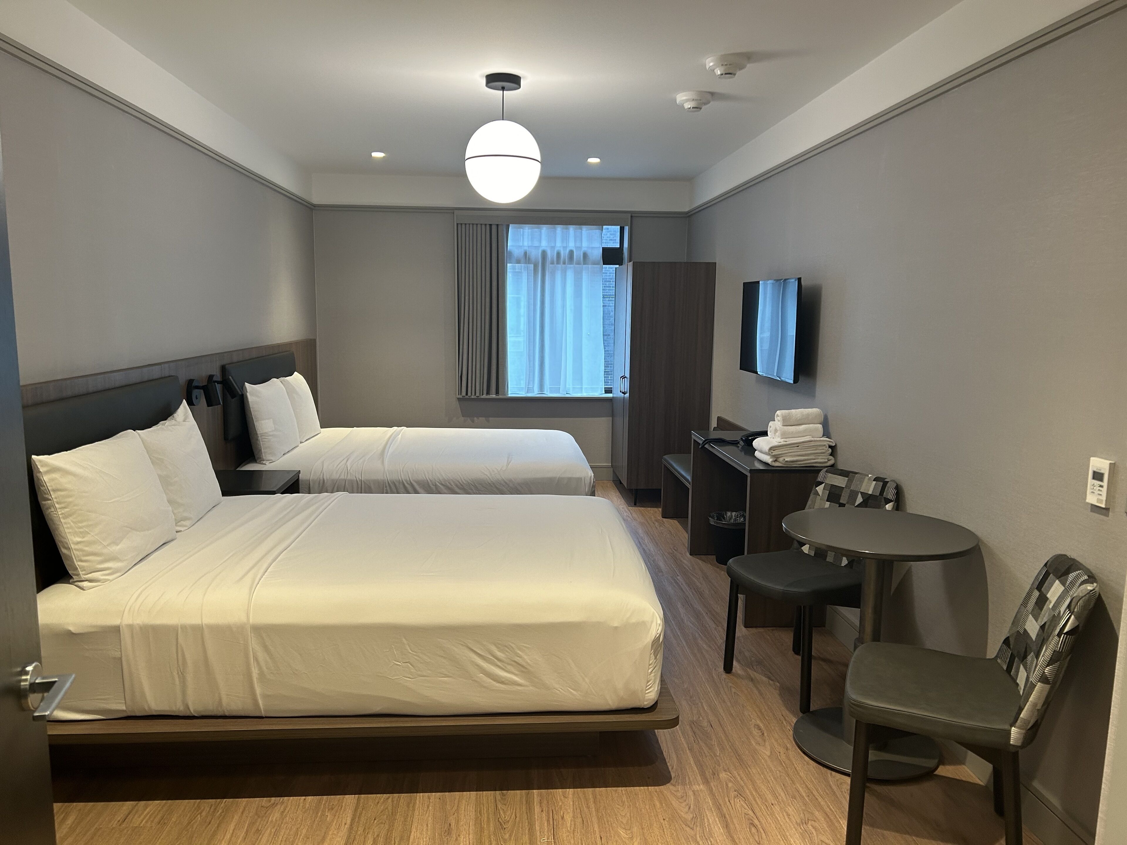 The Melrose Hotel