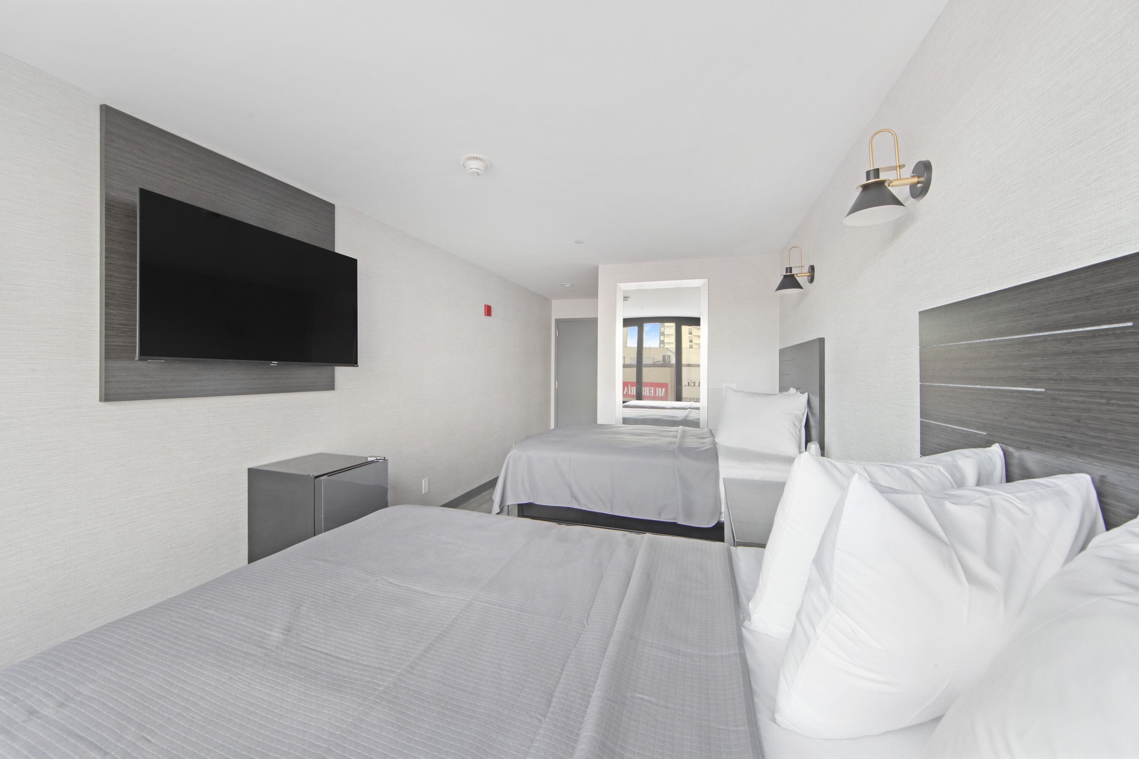 Tremont Hotel