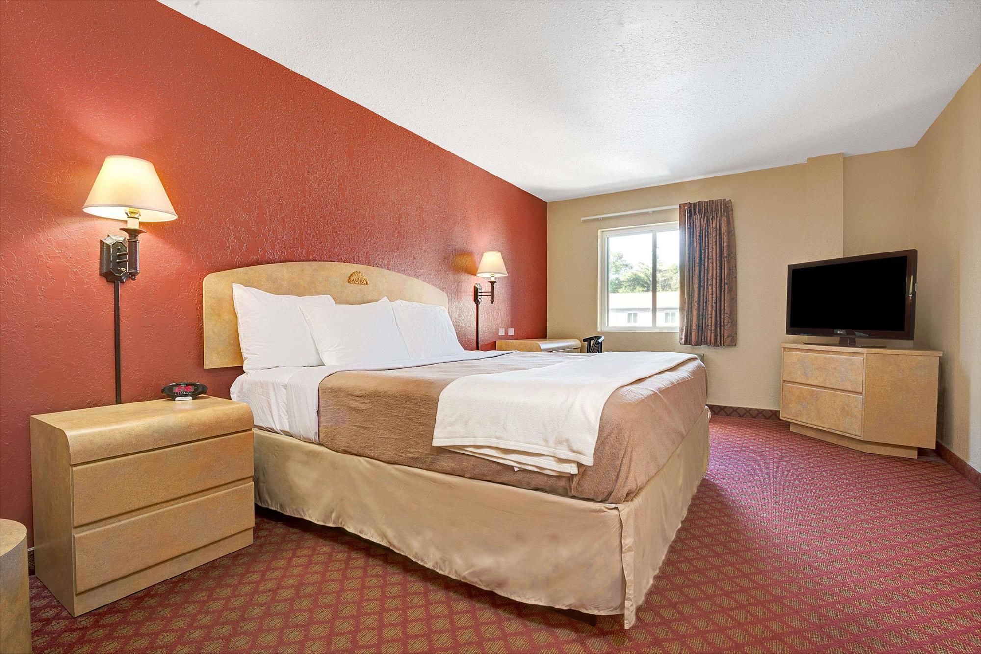 Days Inn Niagara Falls