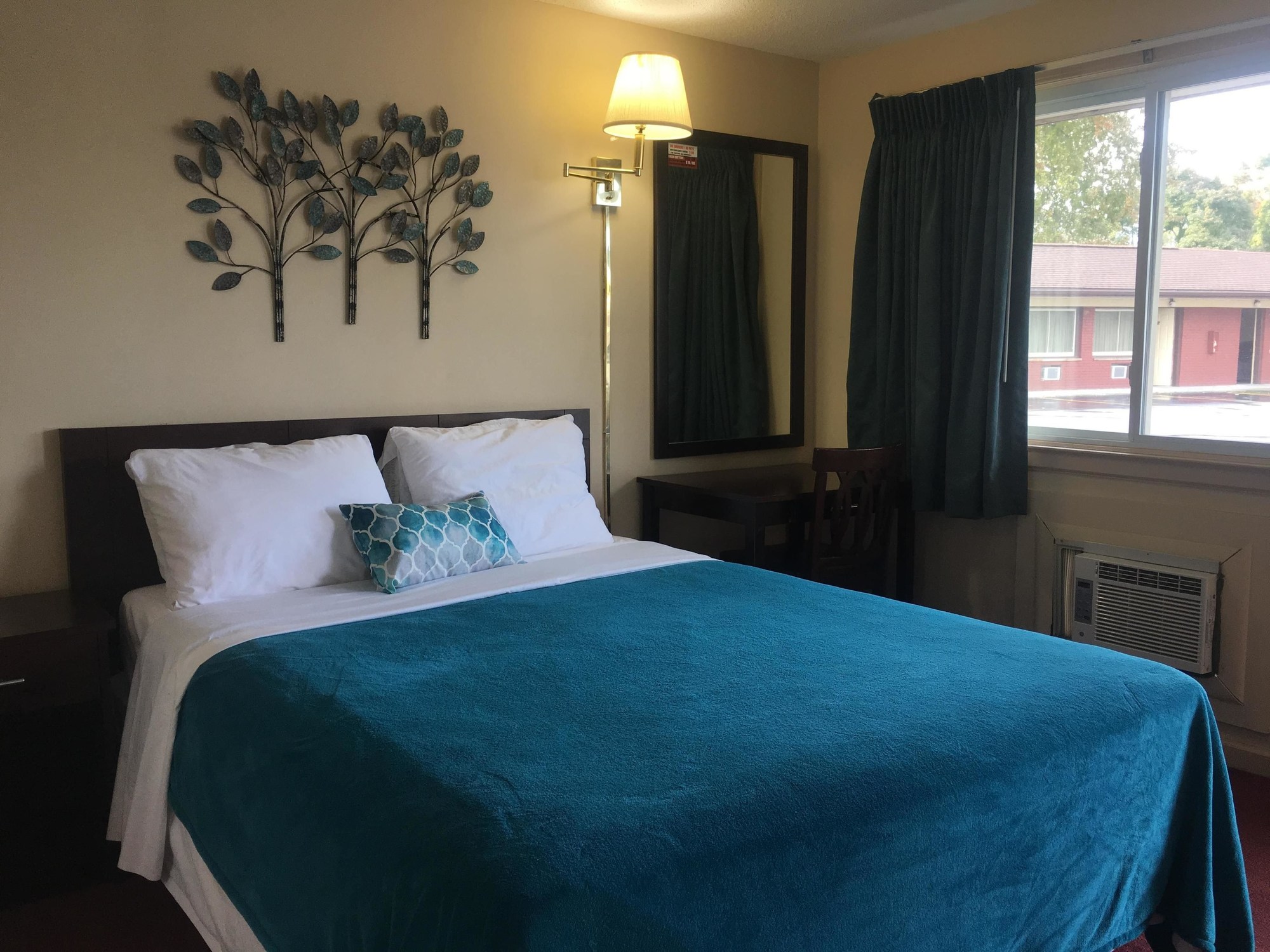 Swiss Cottage Inn