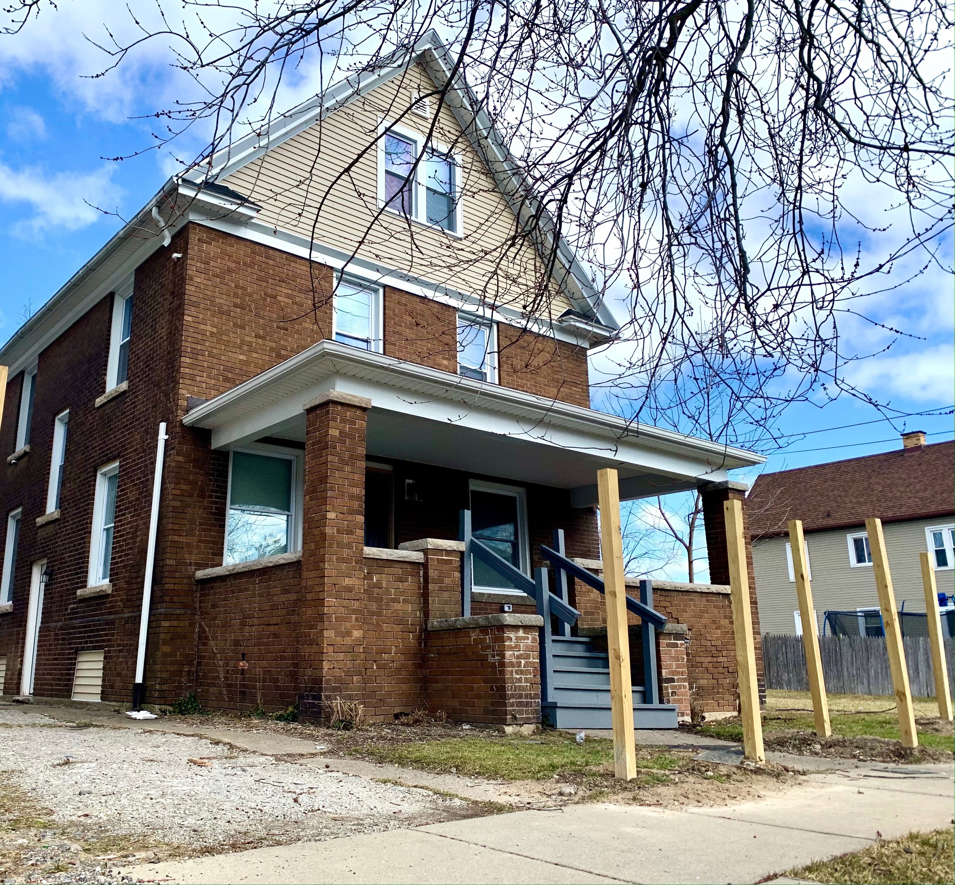 The Hennepin House