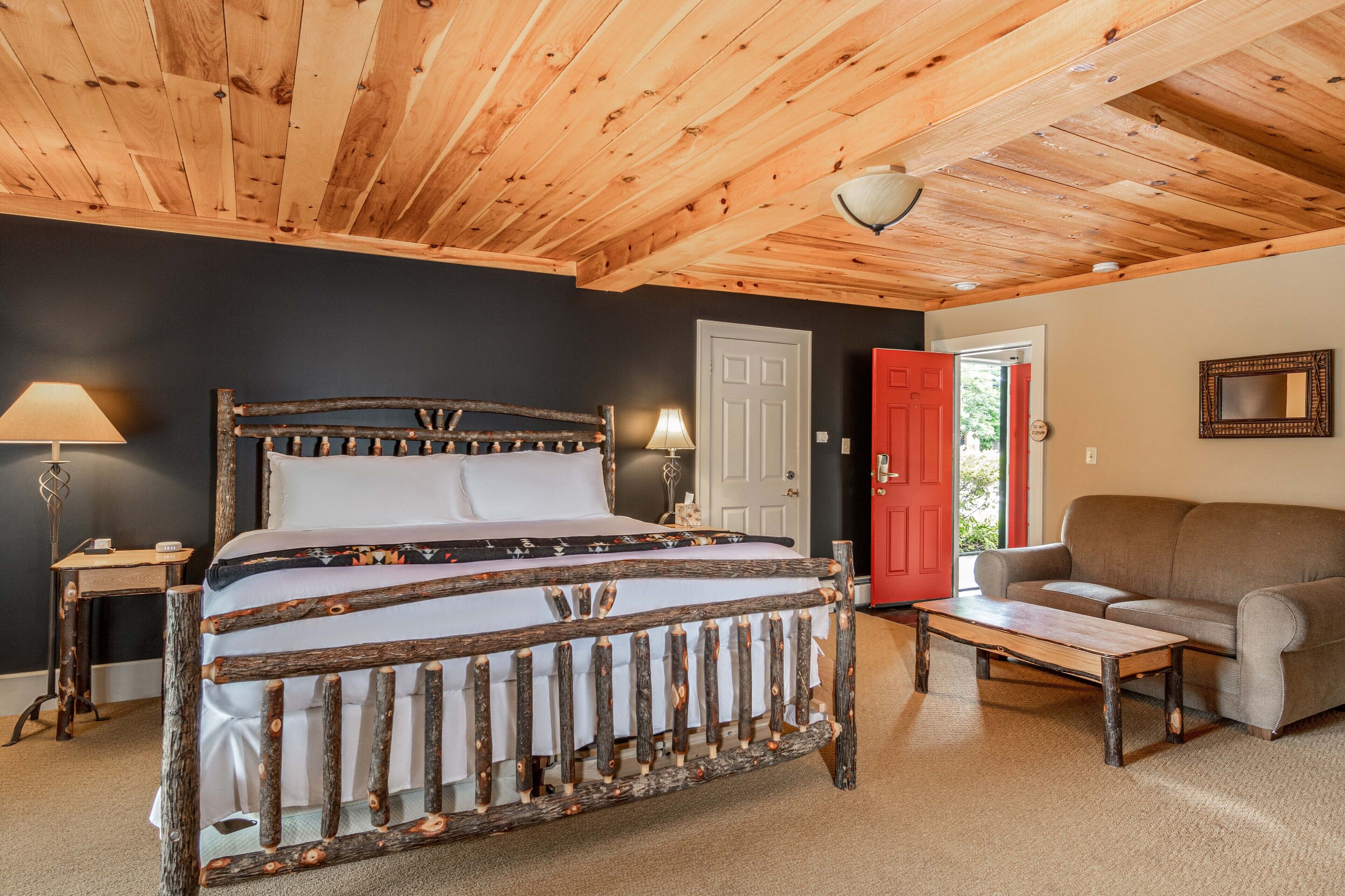 The Alpine Lodge