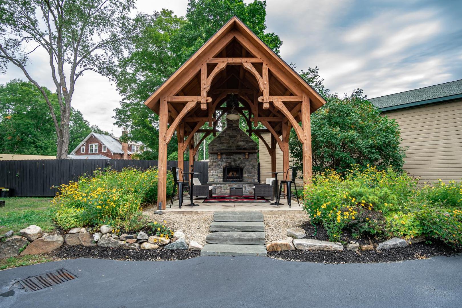 The Alpine Lodge
