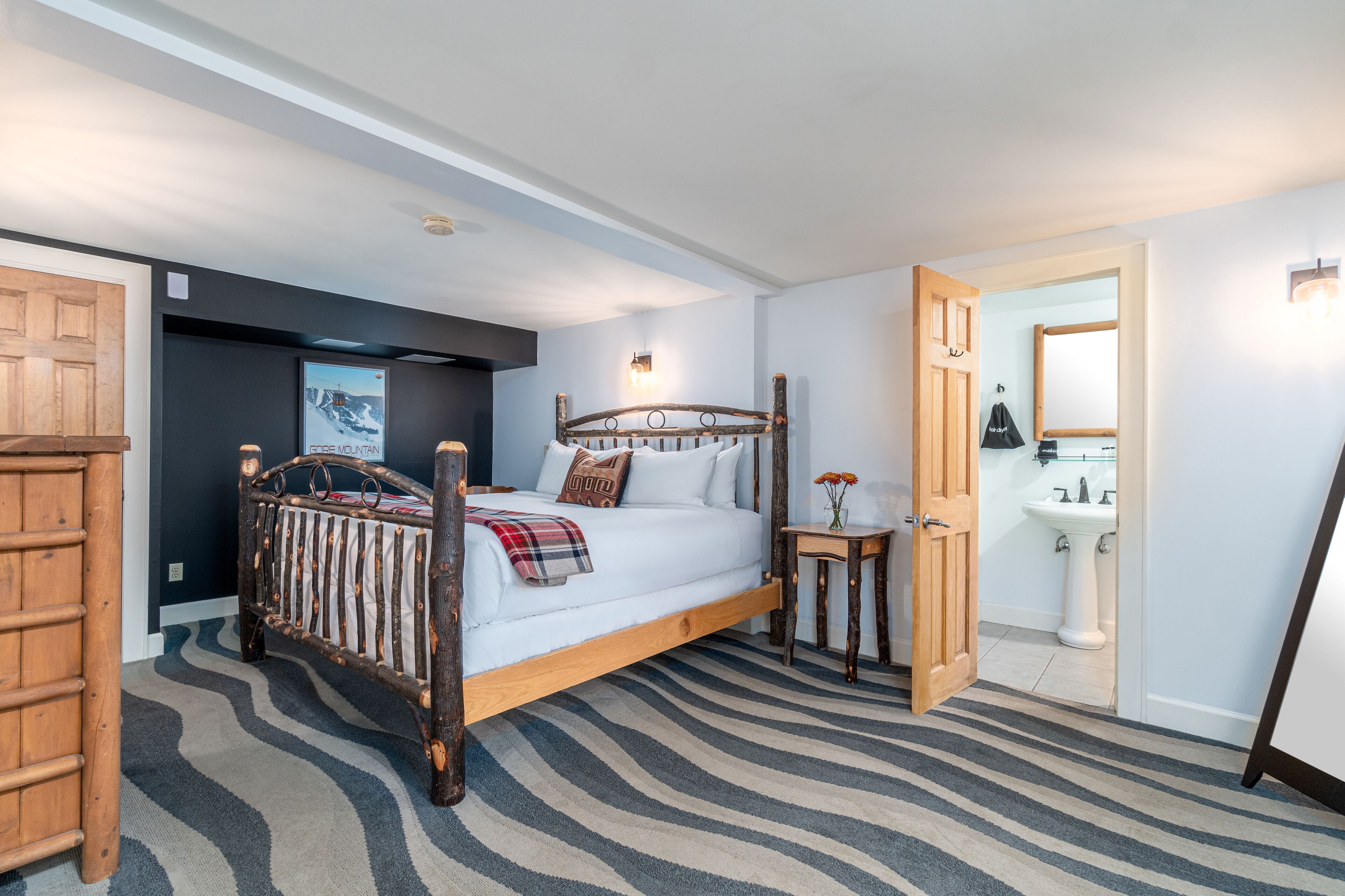 The Alpine Lodge