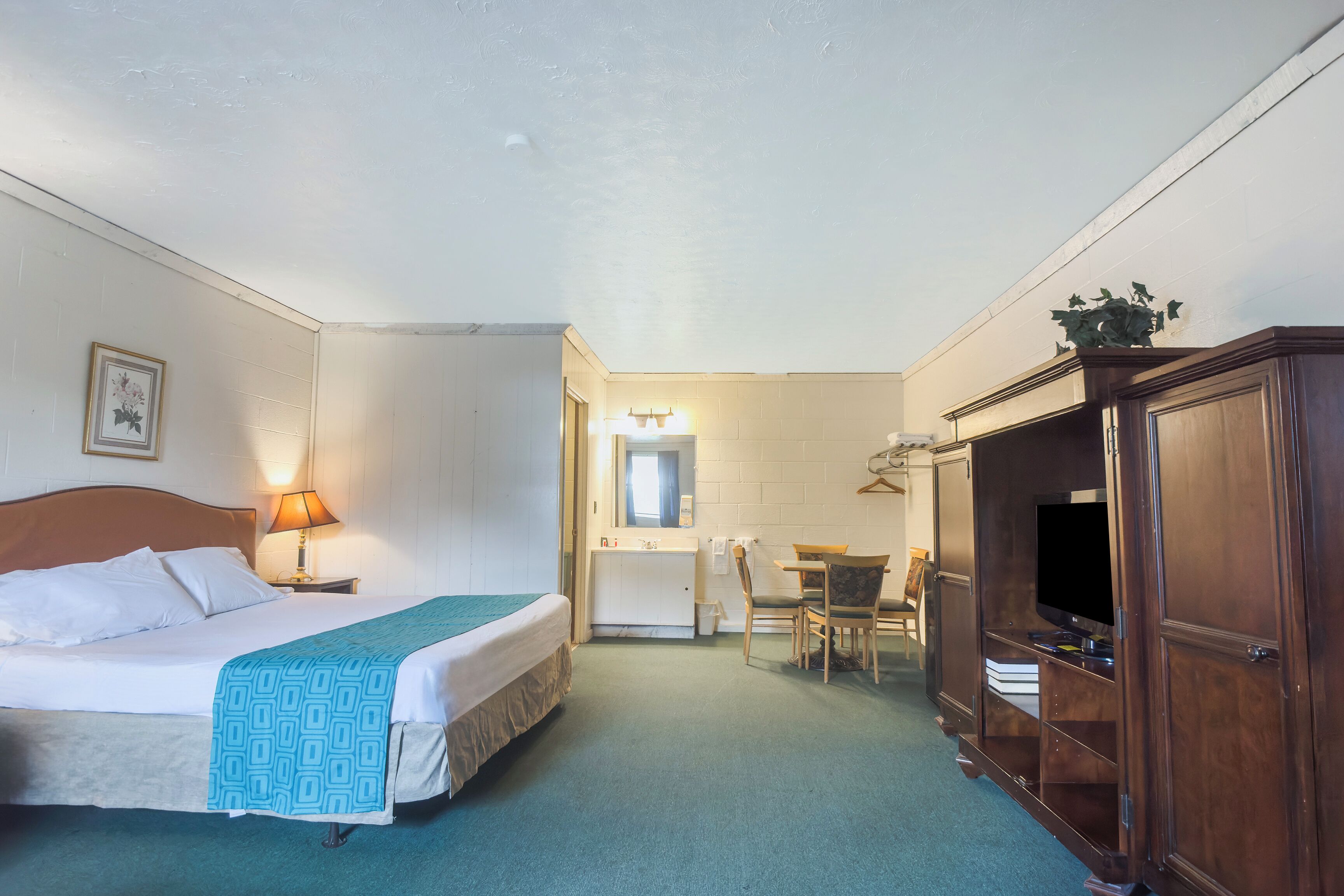 The Way Inn by OYO Spencer