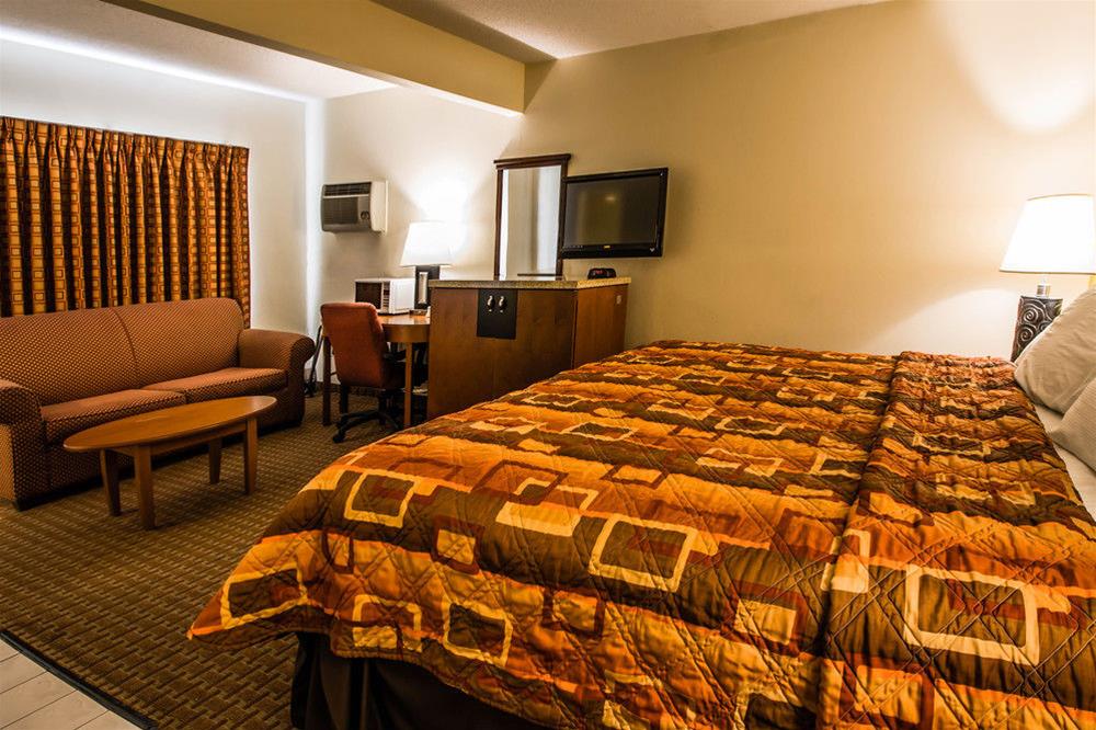 Econo Lodge Tonawanda I-290