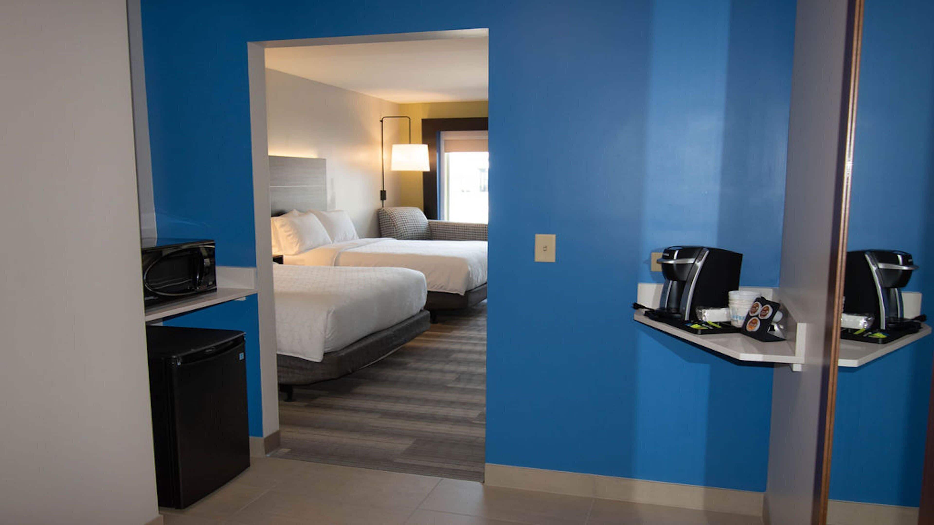 Holiday Inn Express & Suites Tonawanda - Buffalo Area