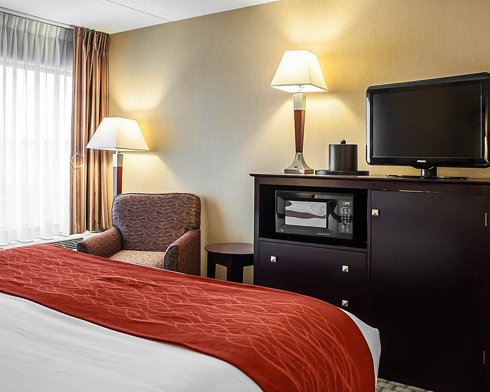 Comfort Inn & Suites Watertown - 1000 Islands