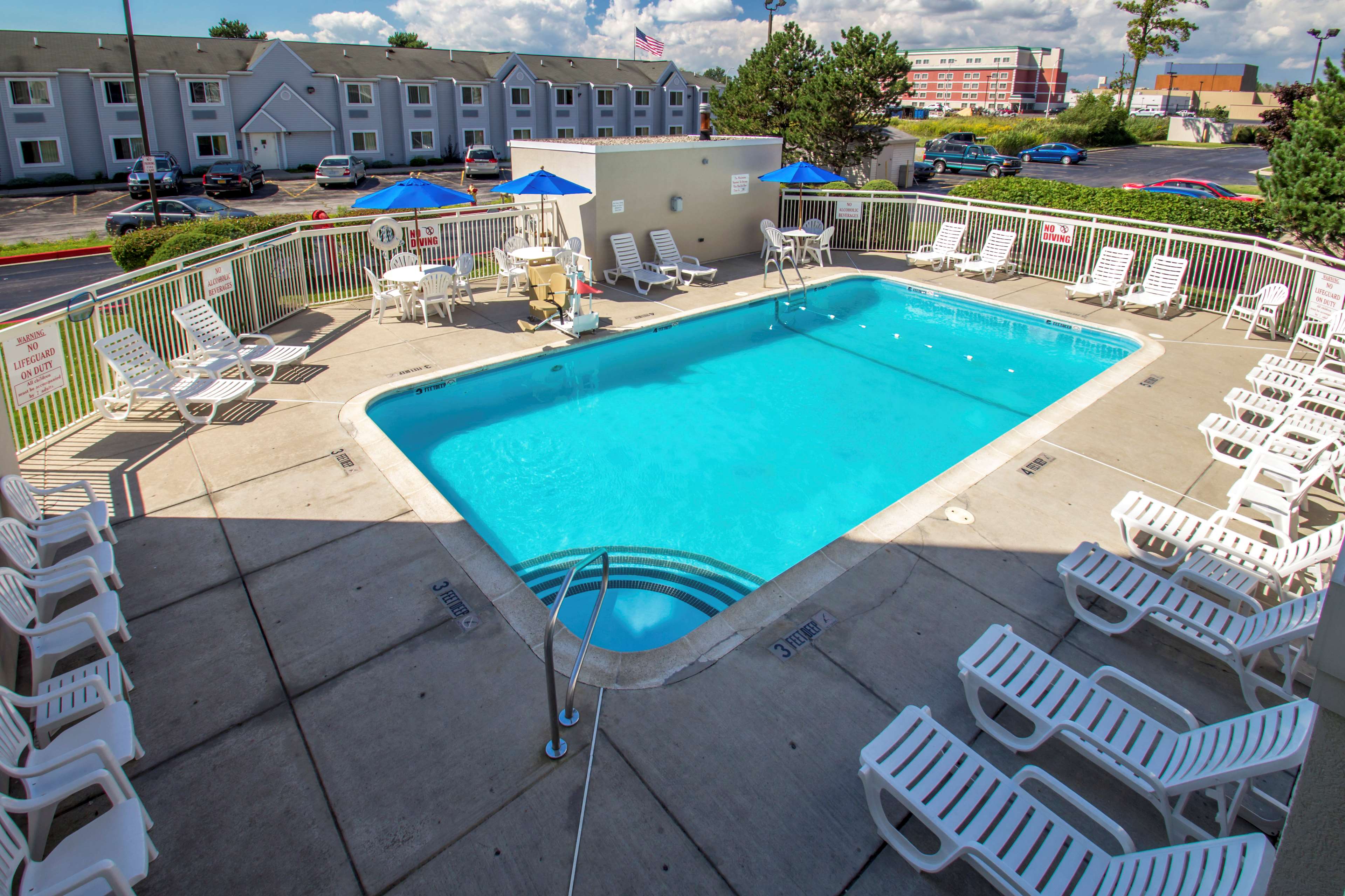 Motel 6 Buffalo Airport
