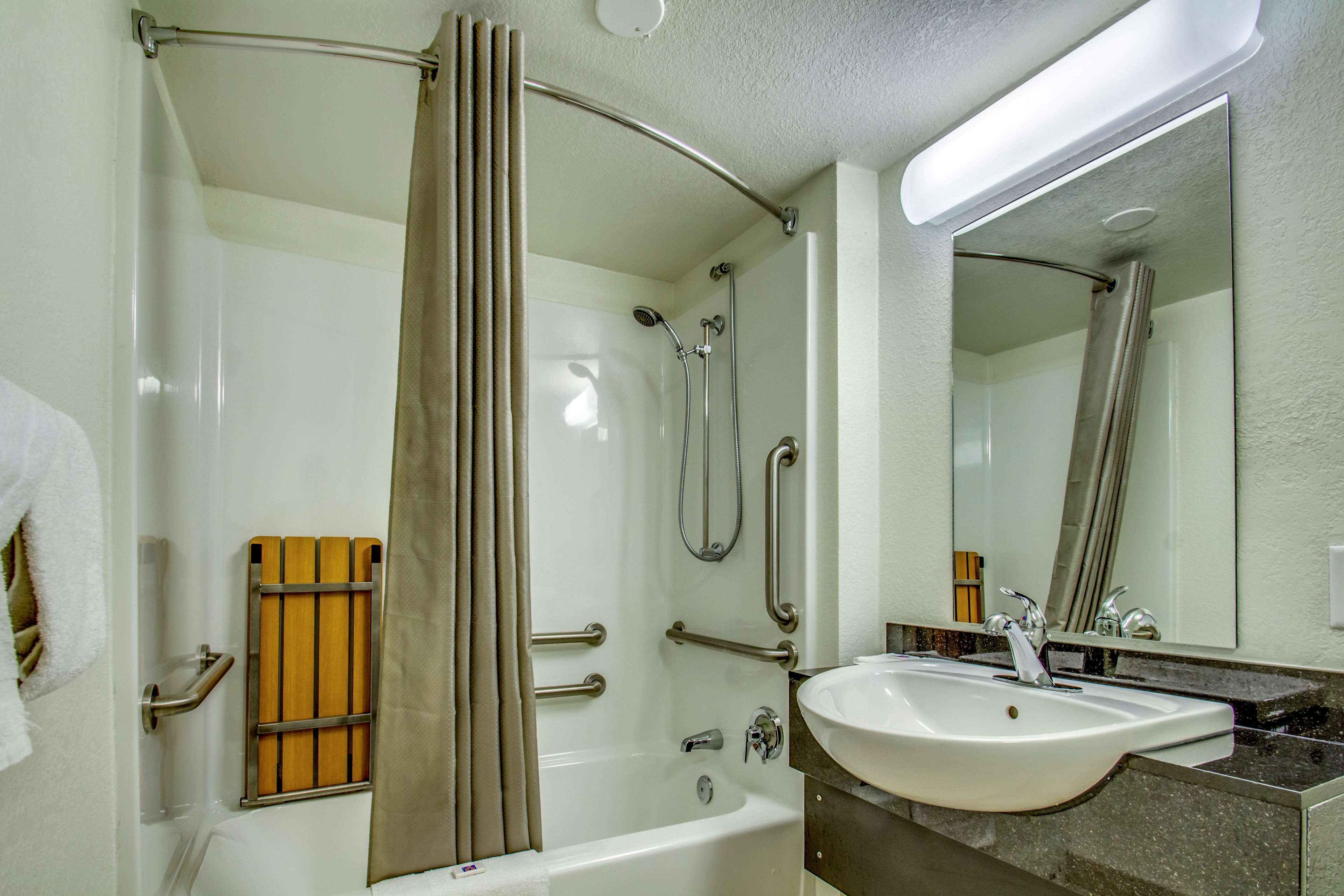 Motel 6 Buffalo Airport