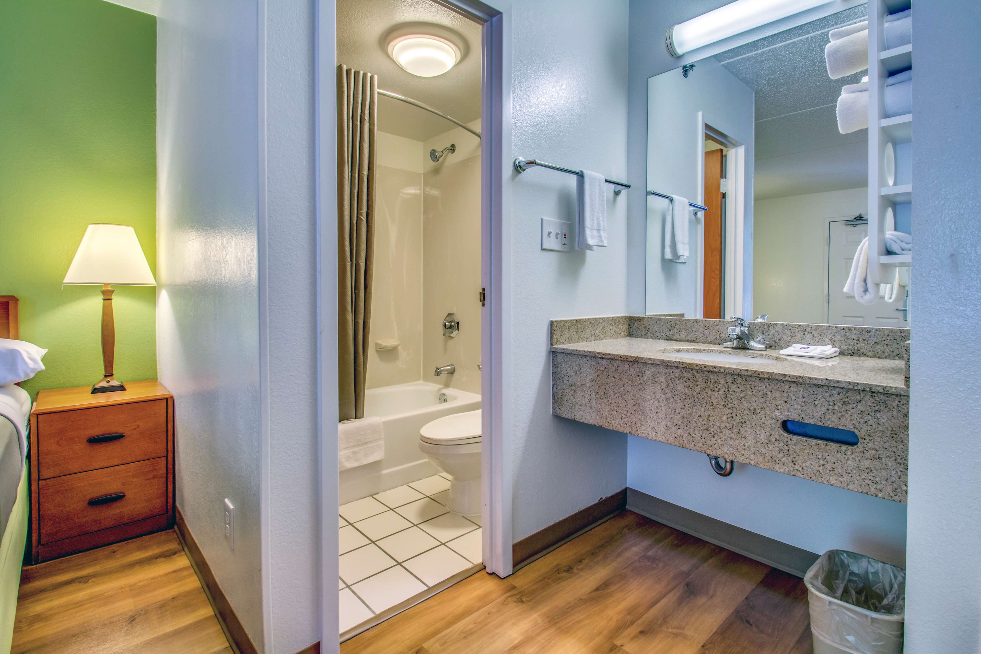 Motel 6 Buffalo Airport