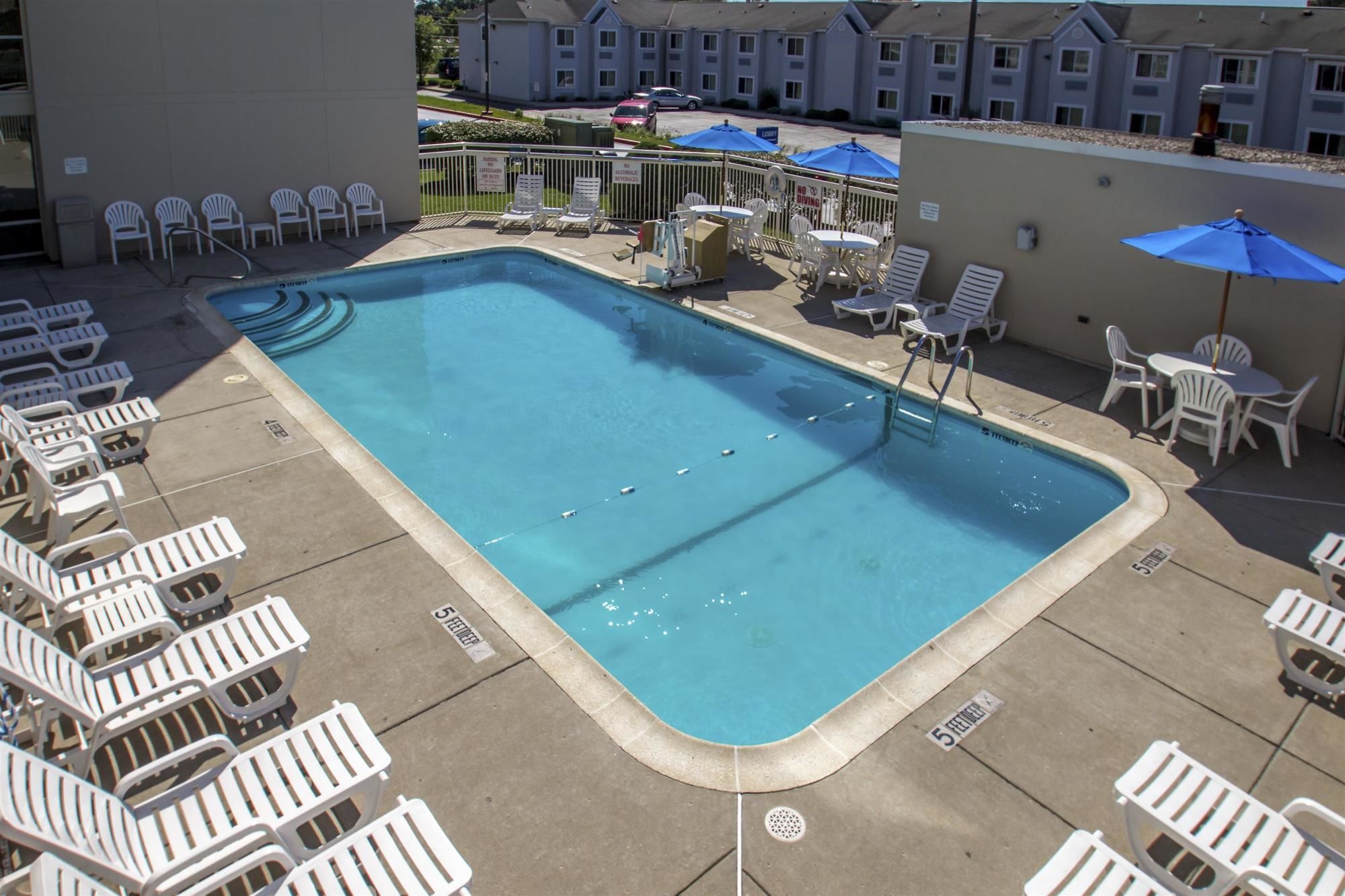 Motel 6 Buffalo Airport