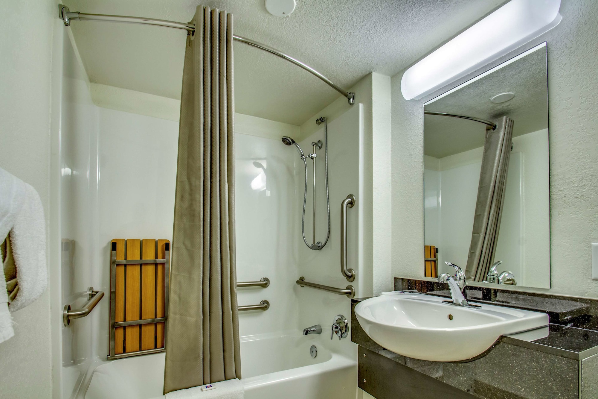 Motel 6 Buffalo Airport