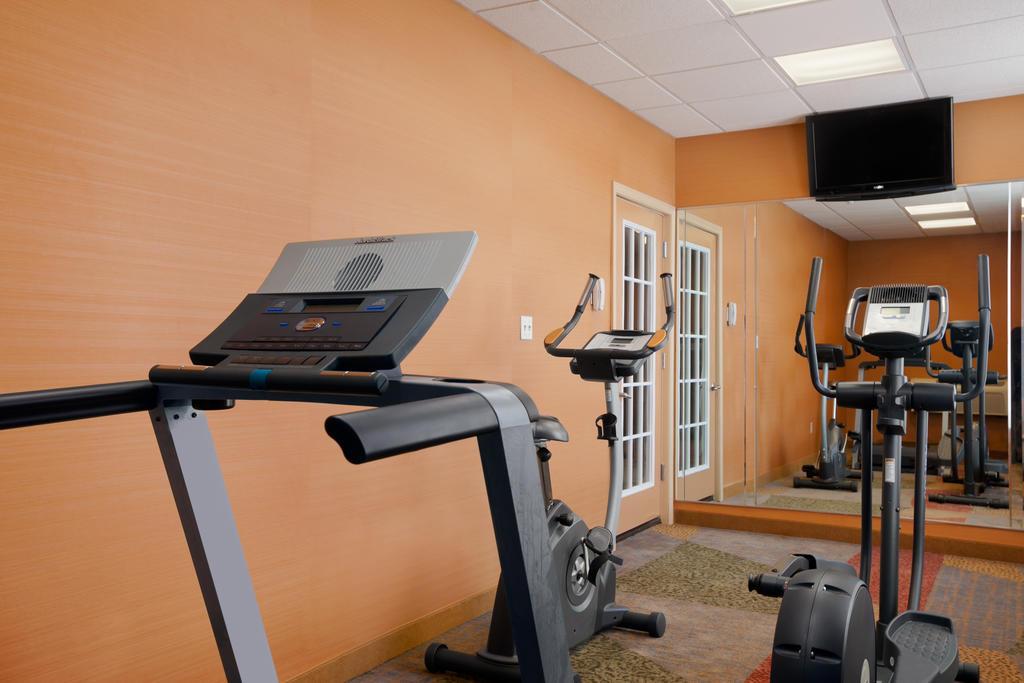 FairBridge Inn Express Buffalo Airport / Williamsville