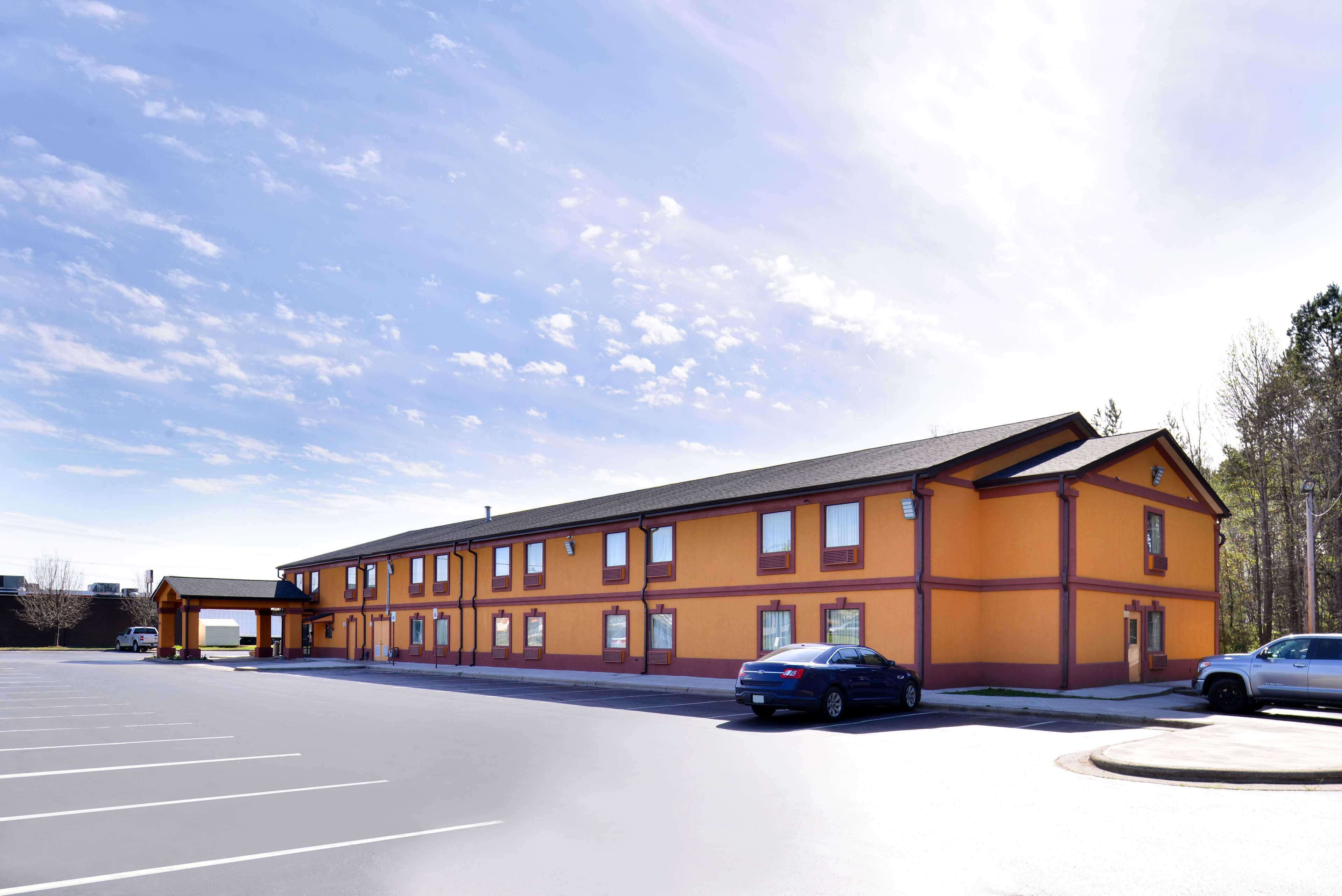 Americas Best Value Inn & Suites Albemarle