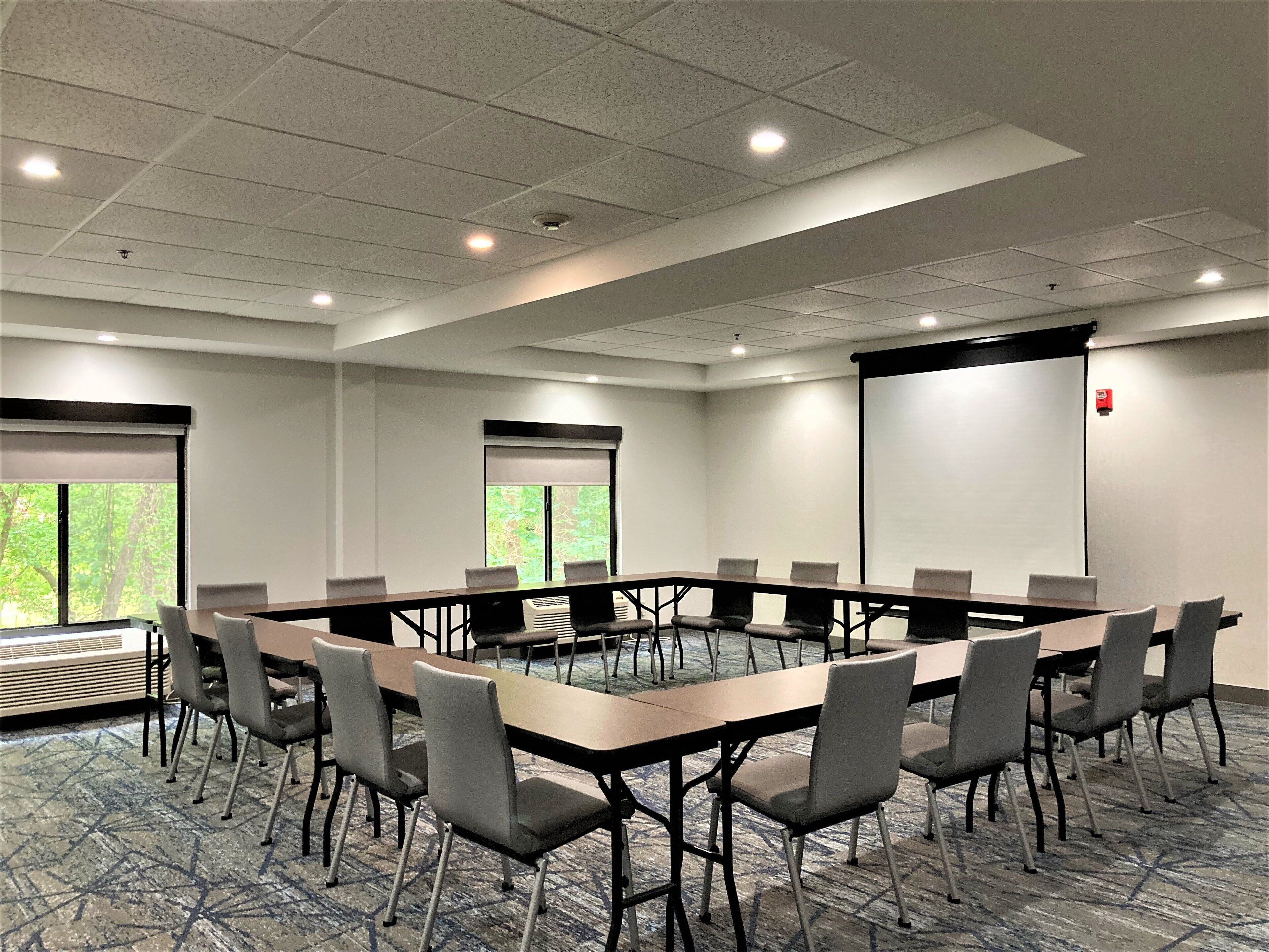 Holiday Inn Express Apex - Raleigh