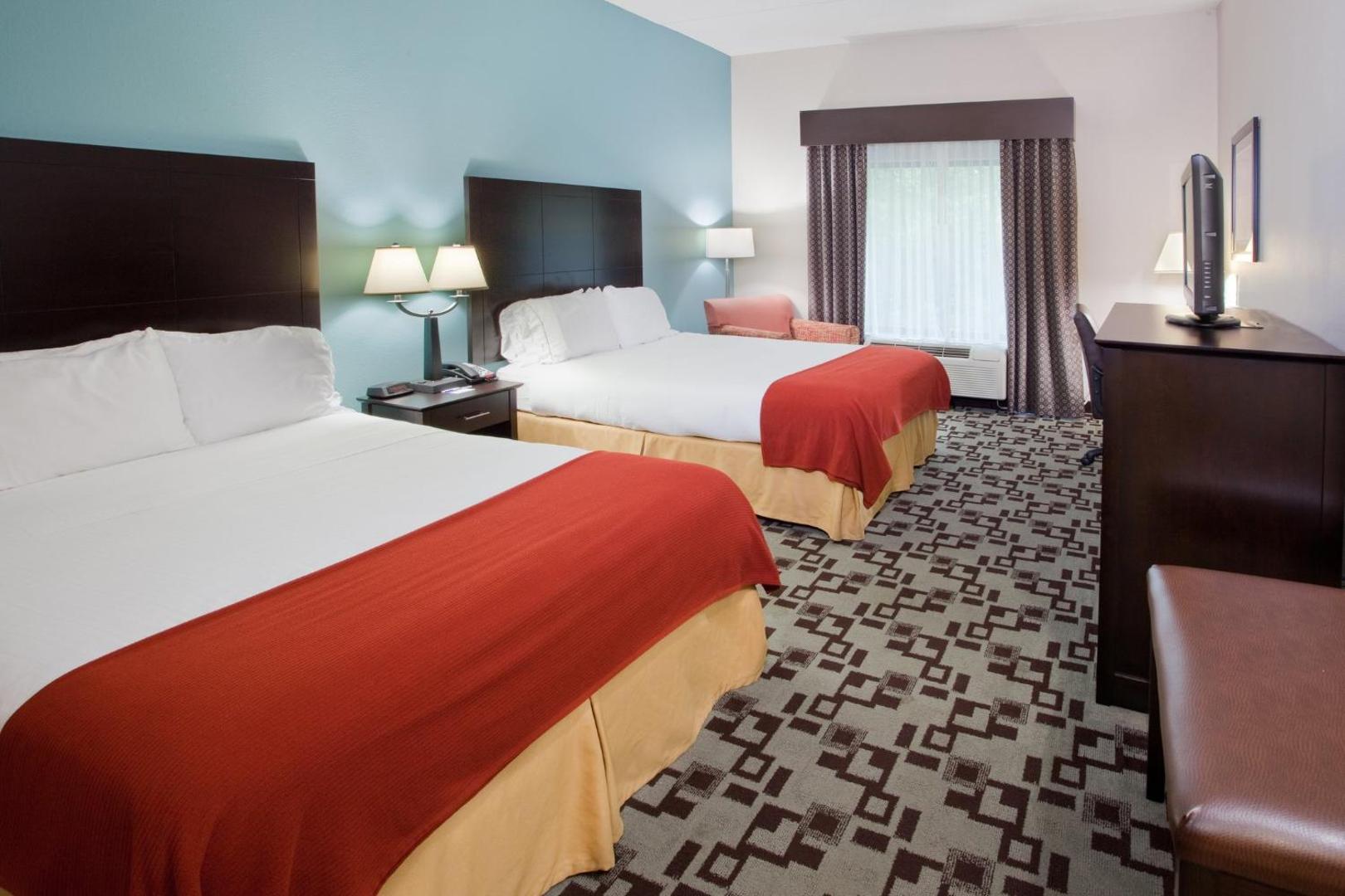 Holiday Inn Express Apex - Raleigh