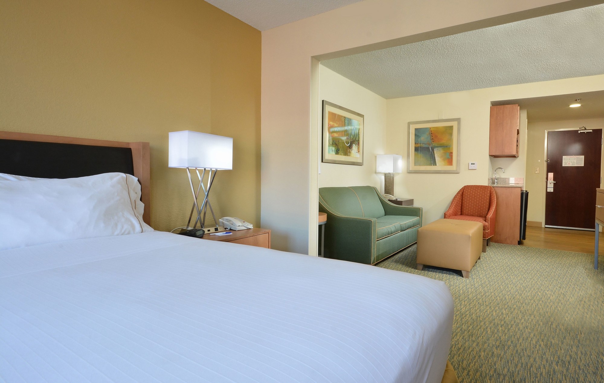 Holiday Inn Express & Suites High Point South