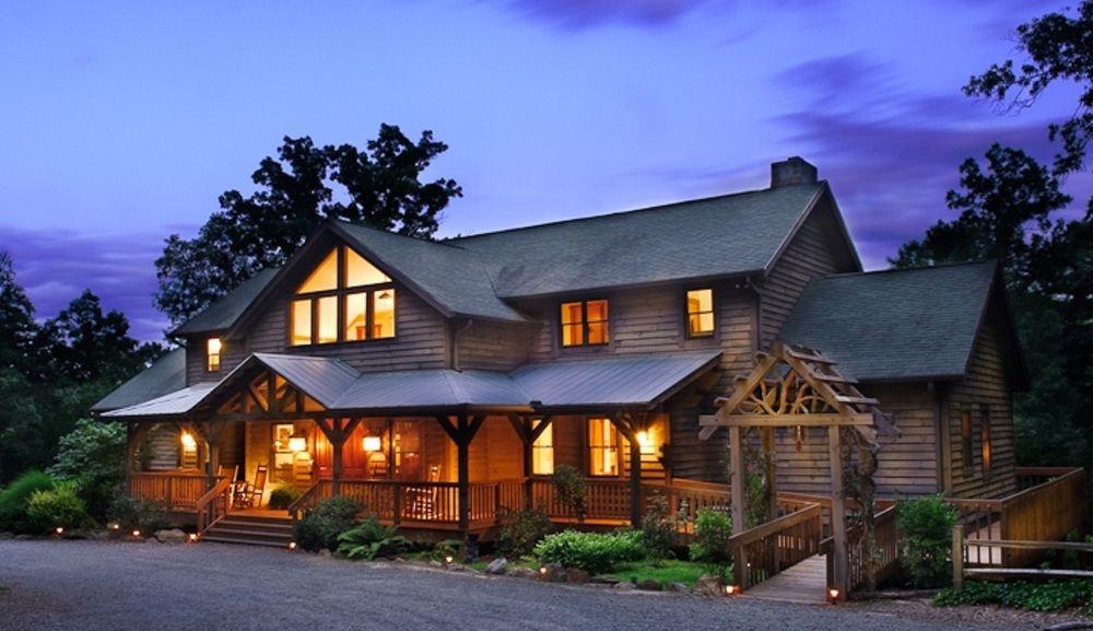 Bent Creek Lodge Bed & Breakfast