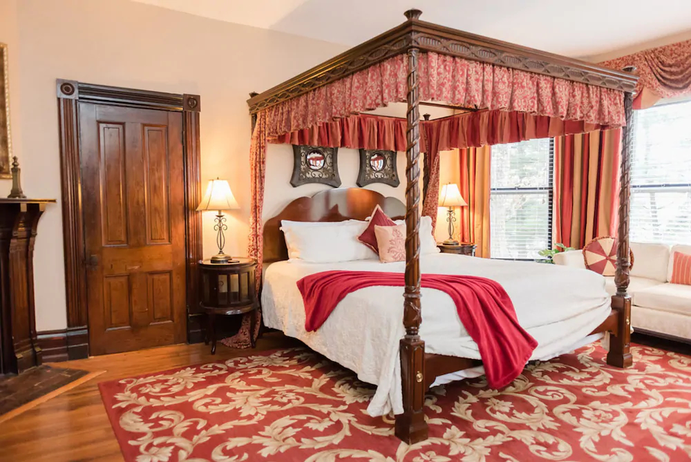 Biltmore Village Inn