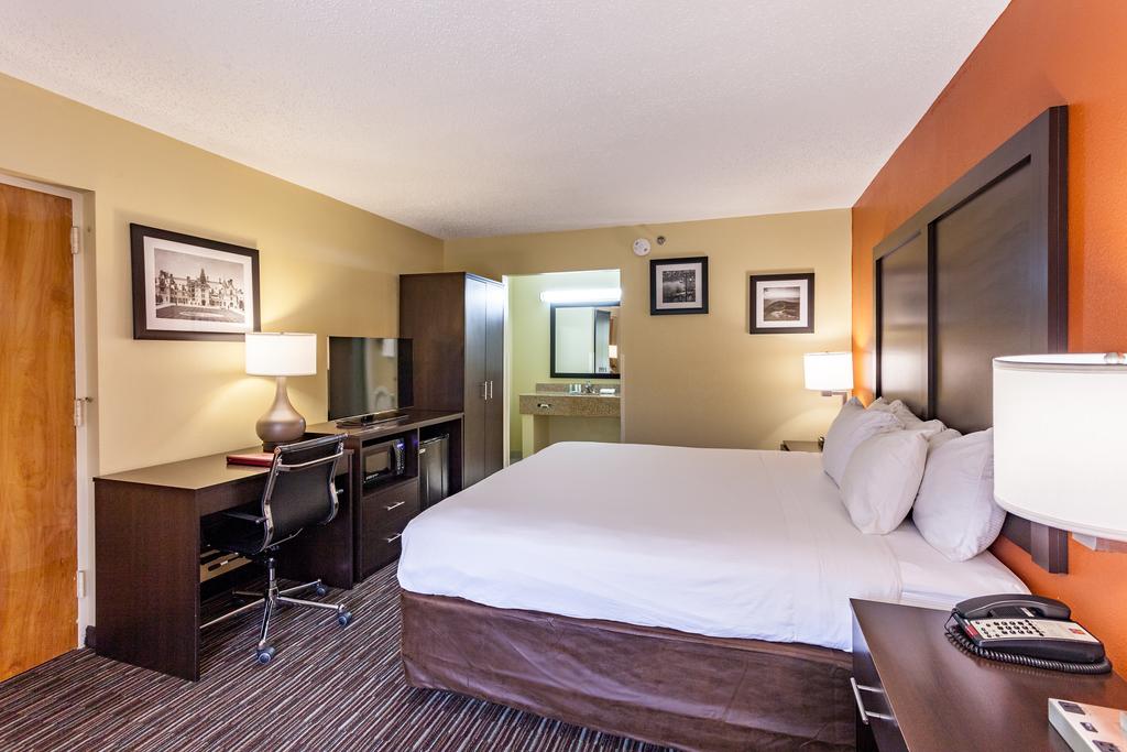 Clarion Inn Biltmore Village