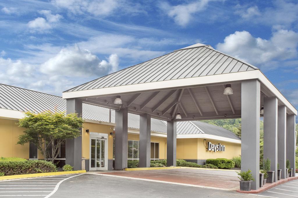 Days Inn by Wyndham Asheville Mall