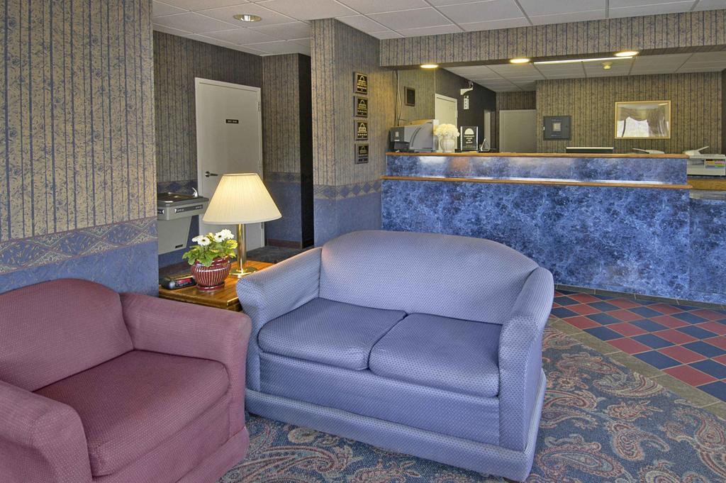 Days Inn by Wyndham Asheville Downtown North