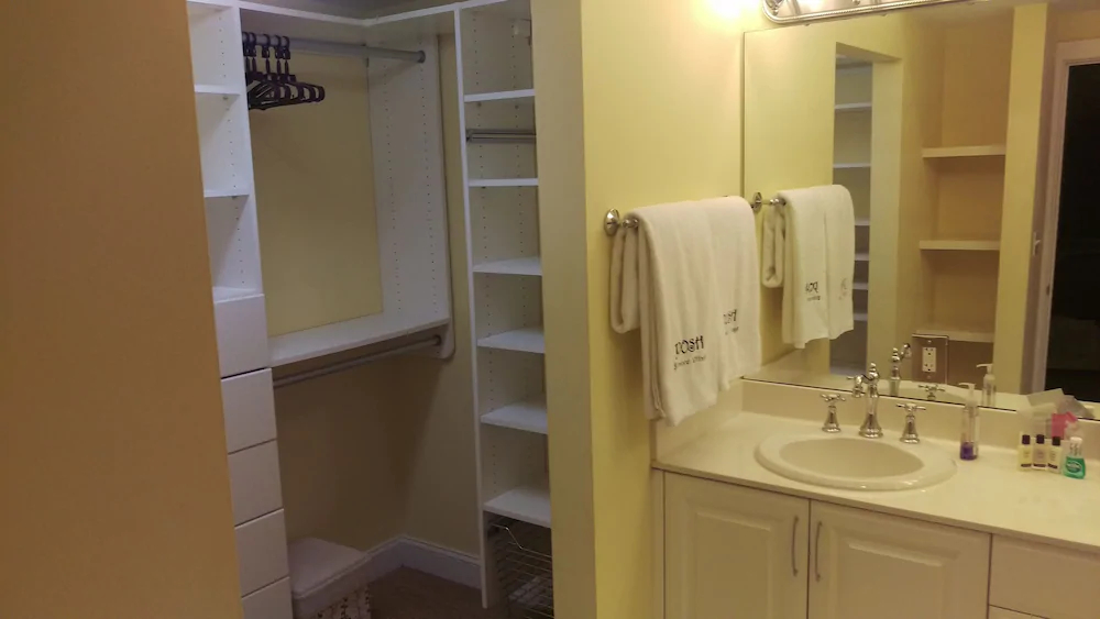 FPosh the Boutique Hotel