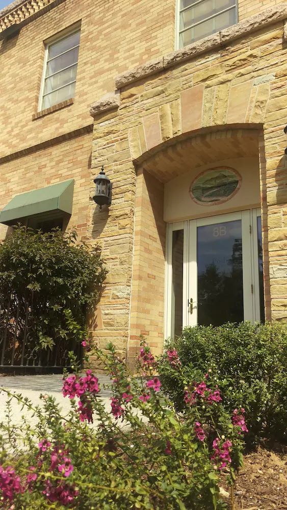 FPosh the Boutique Hotel