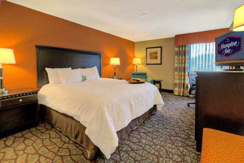 Hampton Inn Asheville Tunnel Road