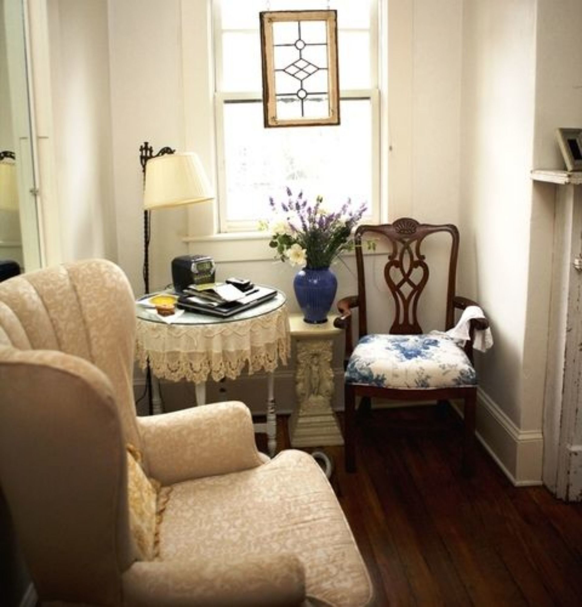 Hill House Bed & Breakfast Inn