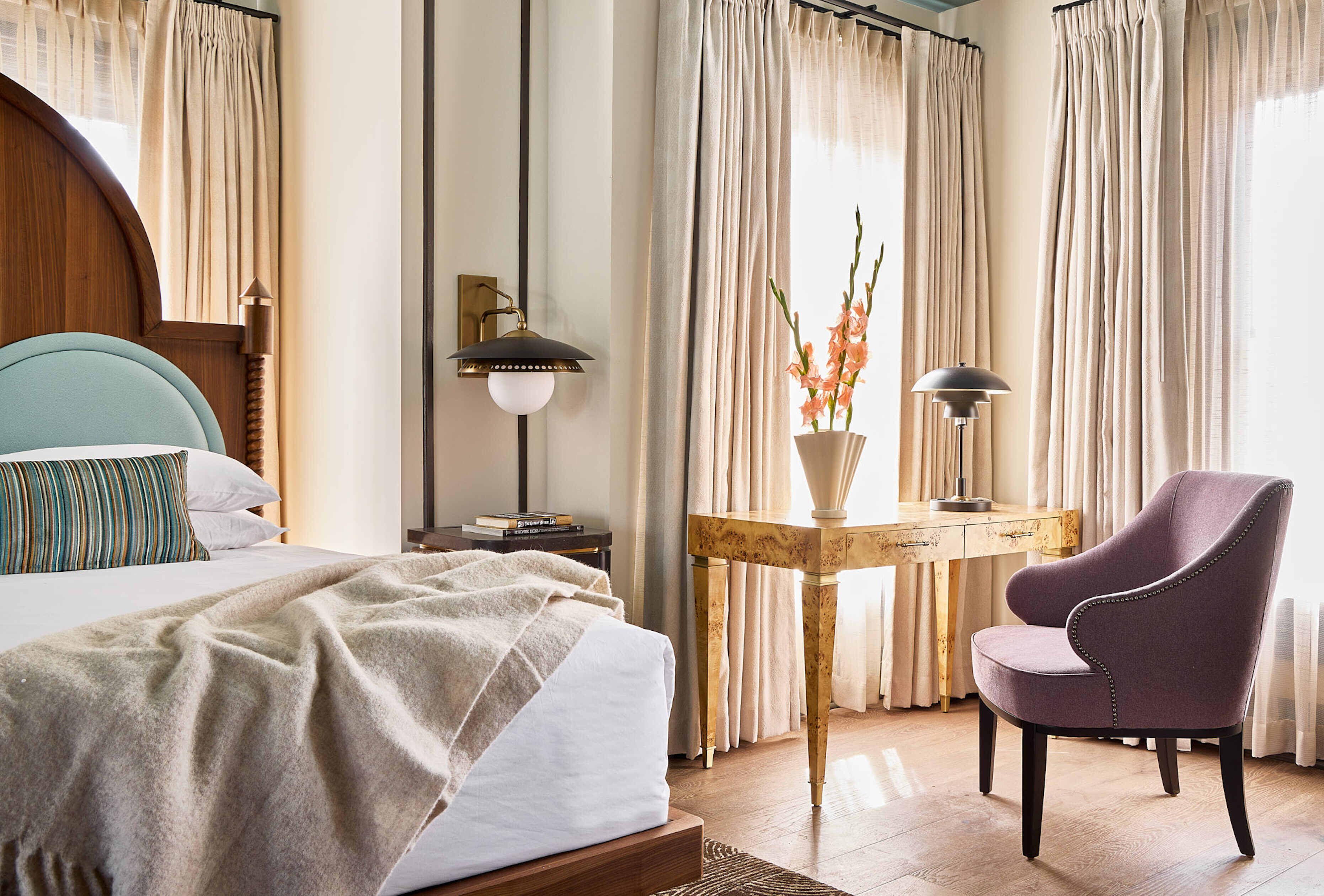 Zelda Dearest Hotel