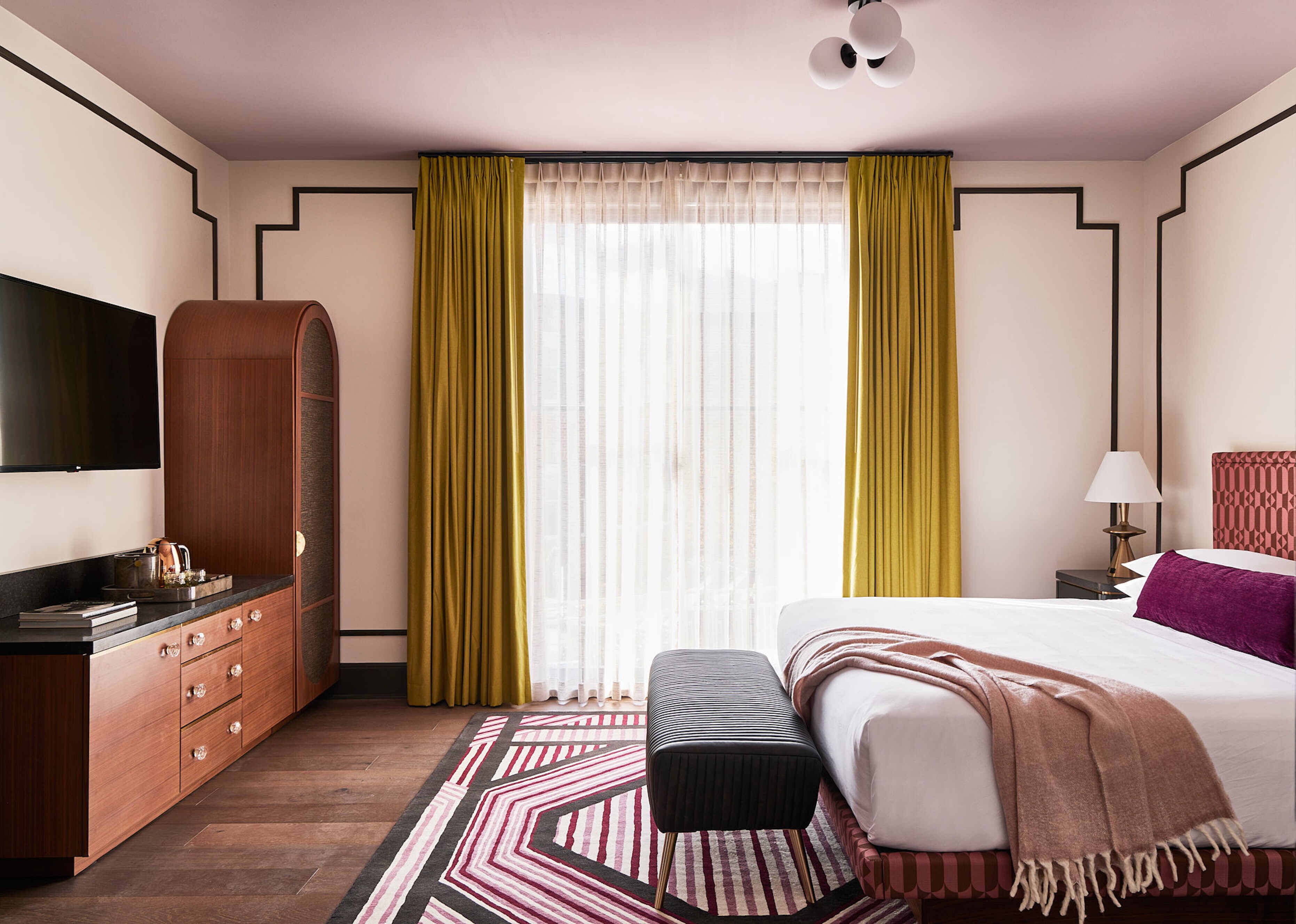 Zelda Dearest Hotel