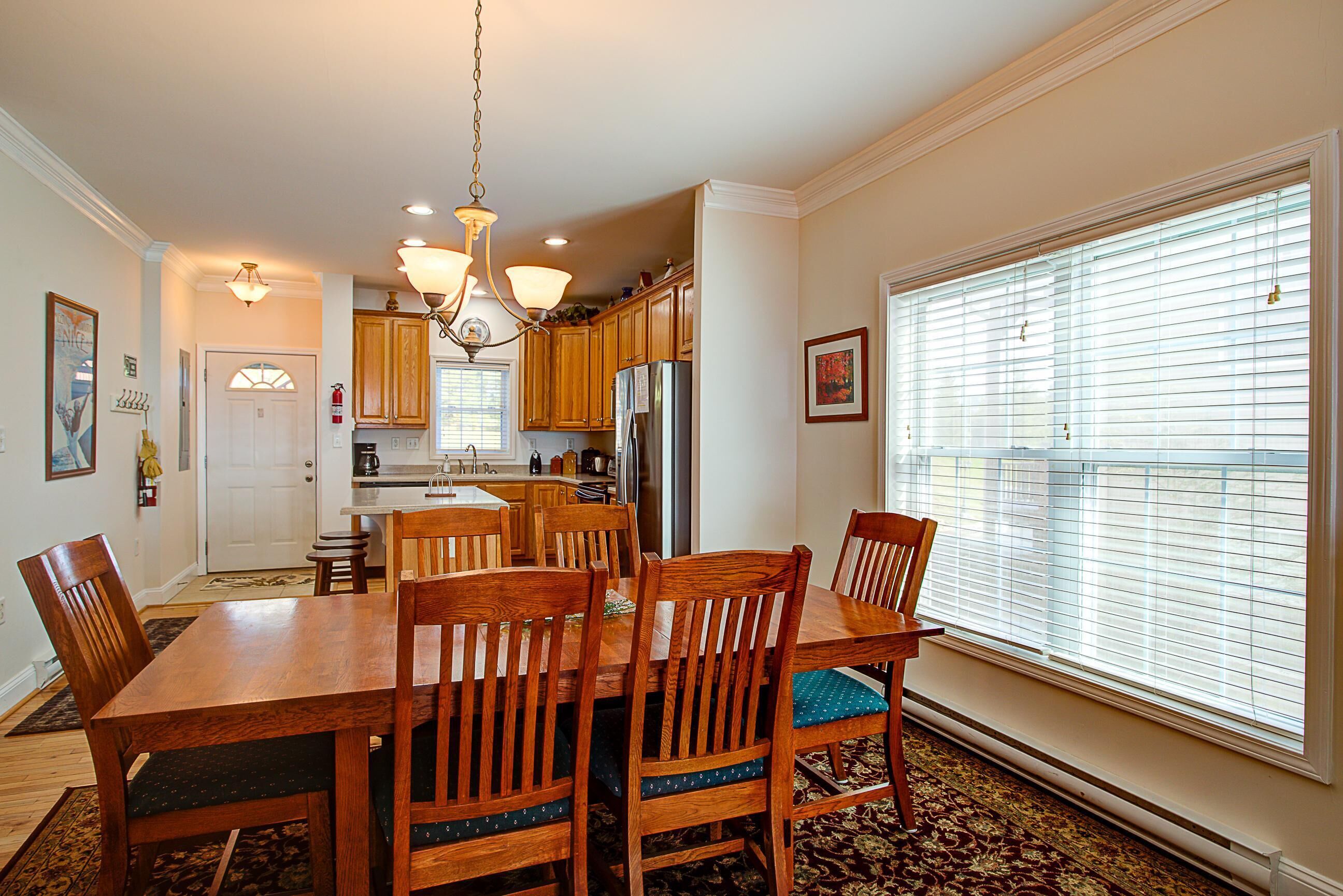 Klonteska Condominiums By VCI Real Estate Services