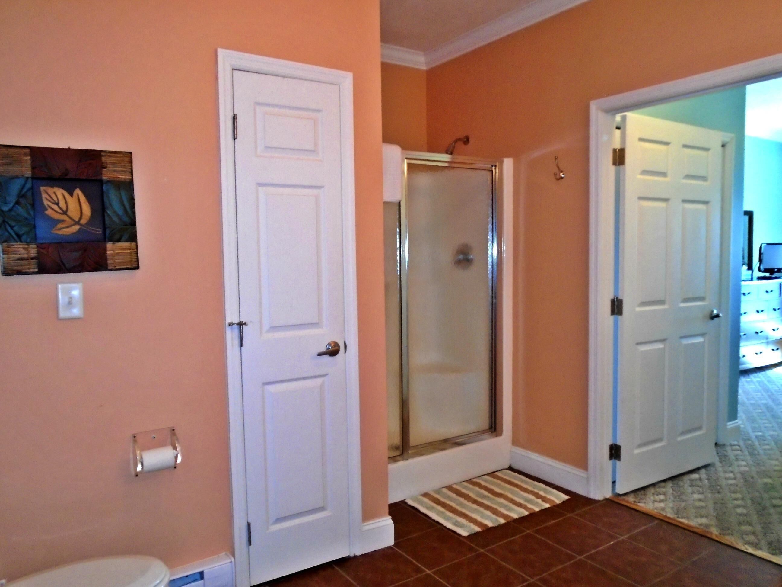 Klonteska Condominiums By VCI Real Estate Services