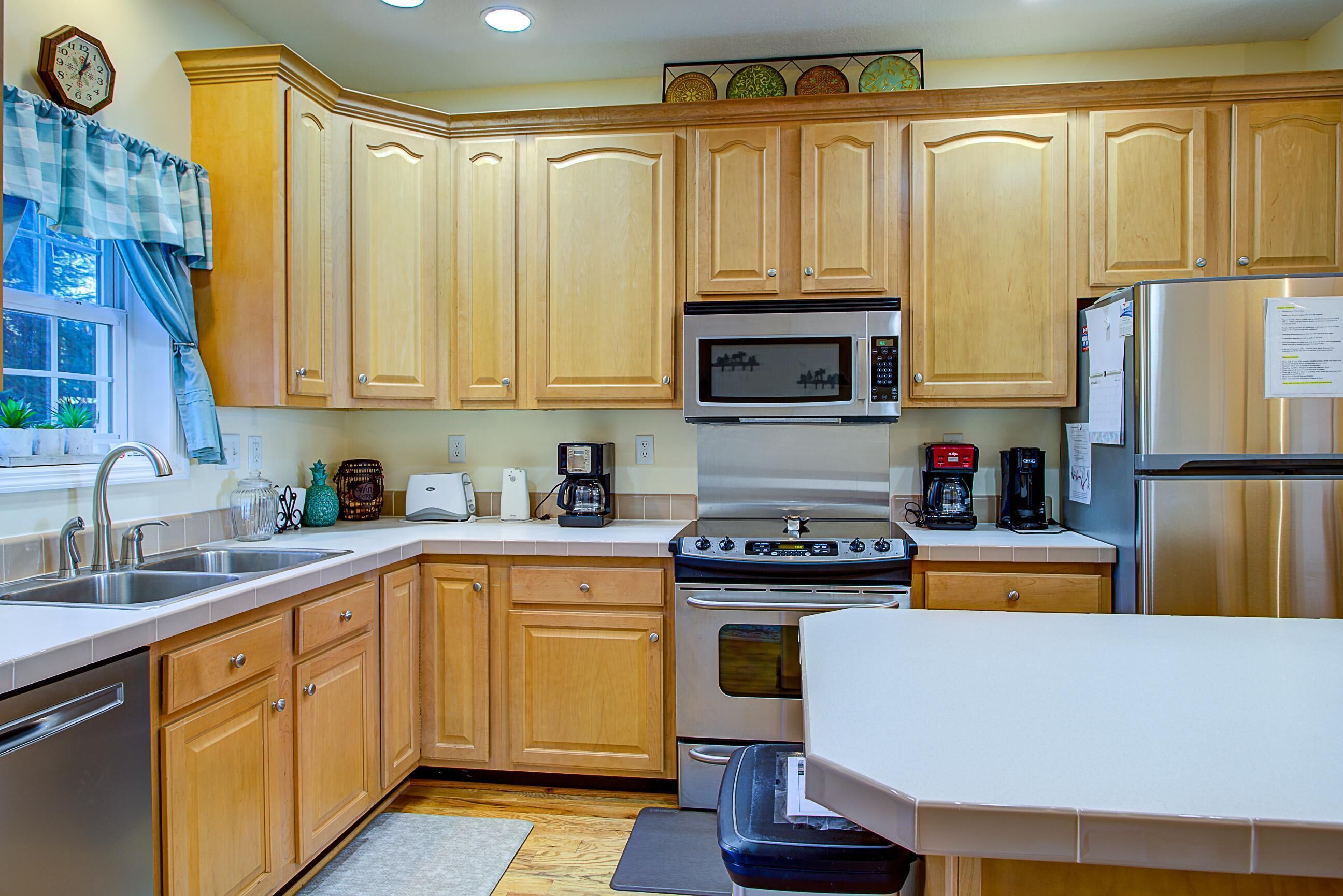 Klonteska Condominiums By VCI Real Estate Services