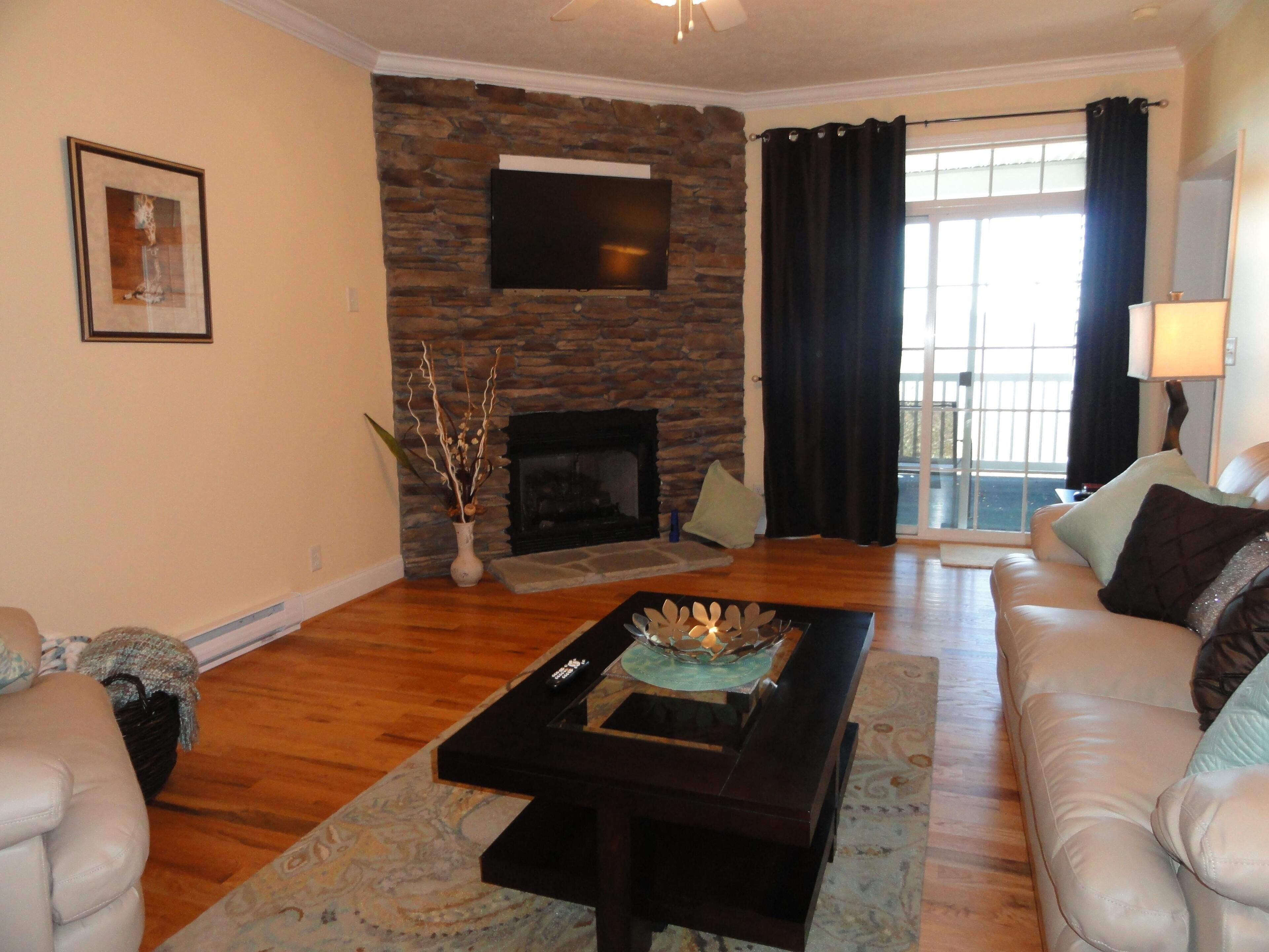 Klonteska Condominiums By VCI Real Estate Services