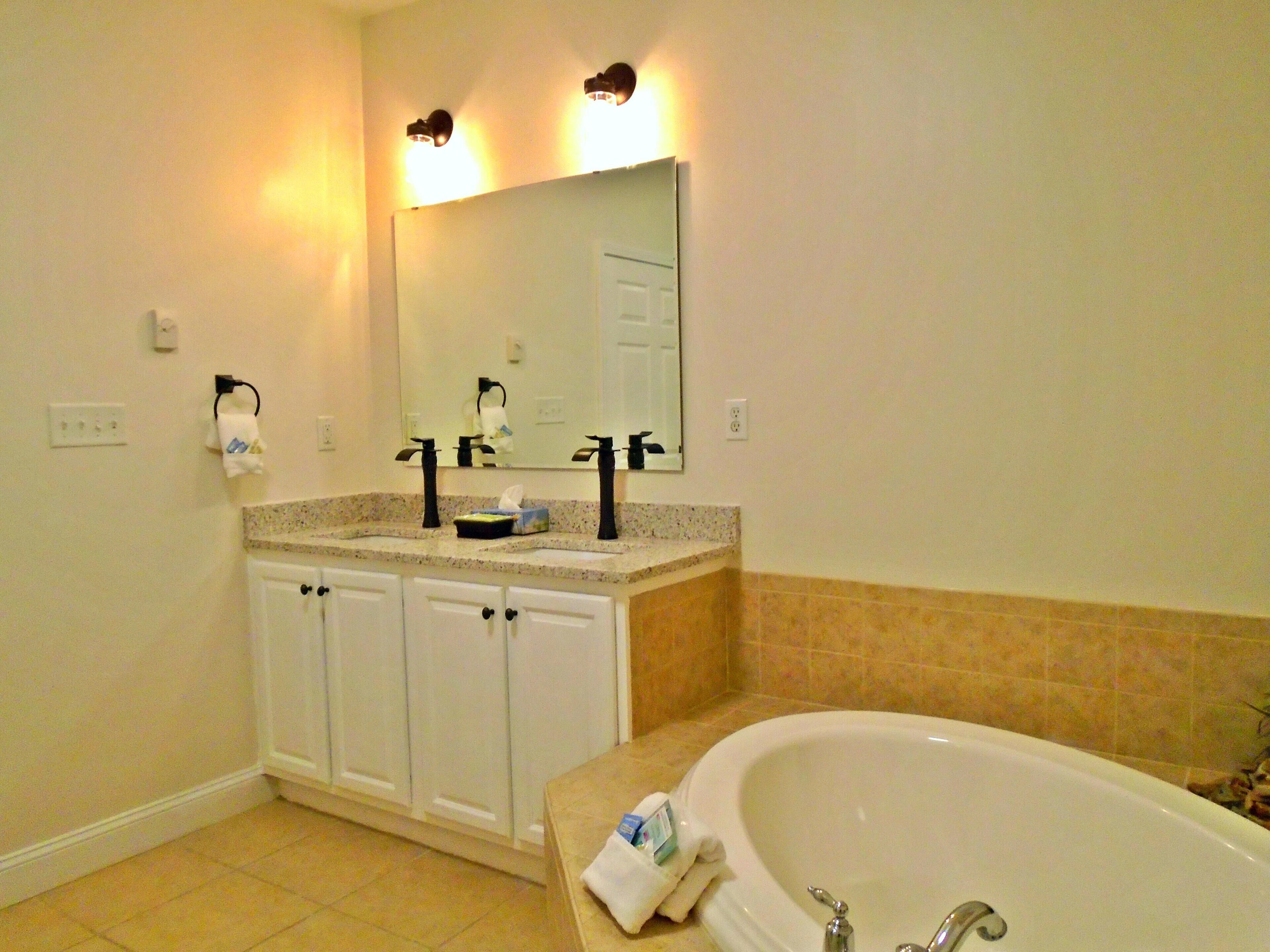 Klonteska Condominiums By VCI Real Estate Services