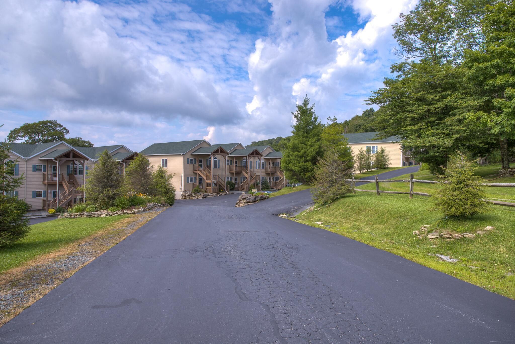 Klonteska Condominiums By VCI Real Estate Services