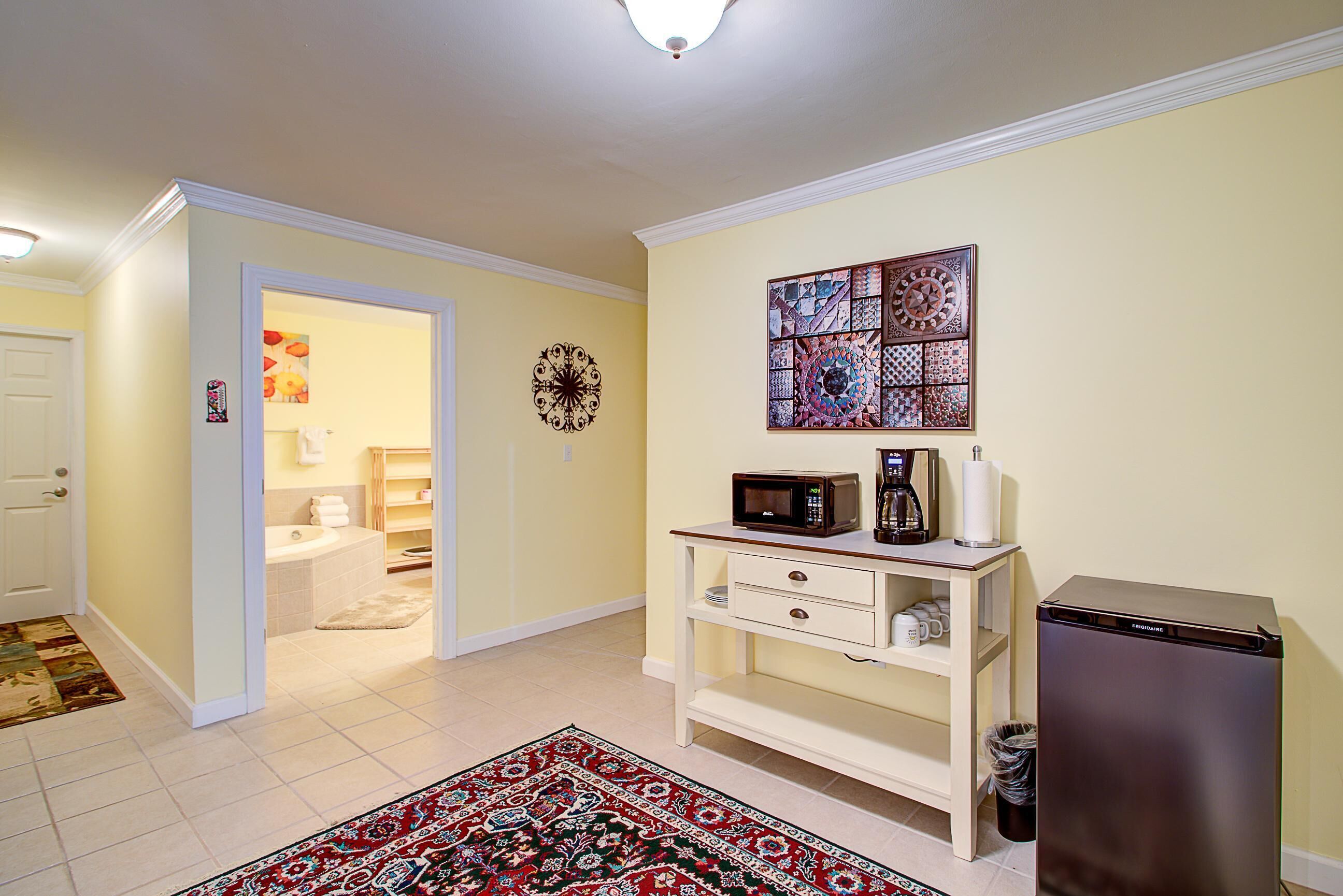 Klonteska Condominiums By VCI Real Estate Services